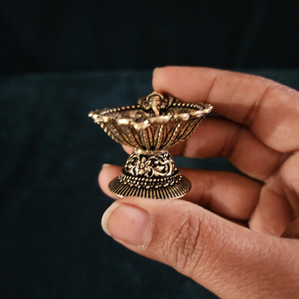 Premium Brass Ganesh Diya|1.2 Inch Small Deepak