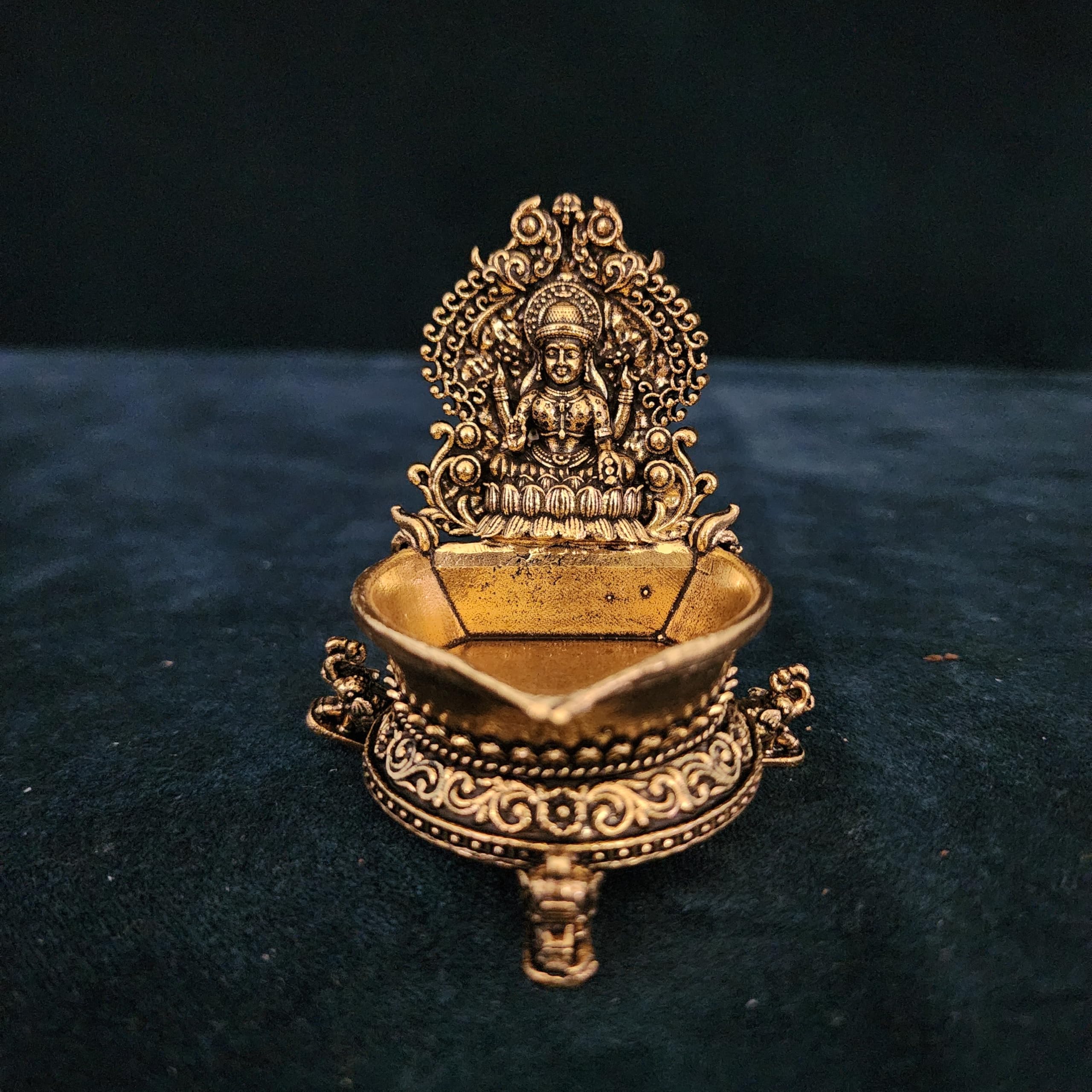 Handcrafted Premium Brass Laxmi maa Diya | 7 cm (100gram)