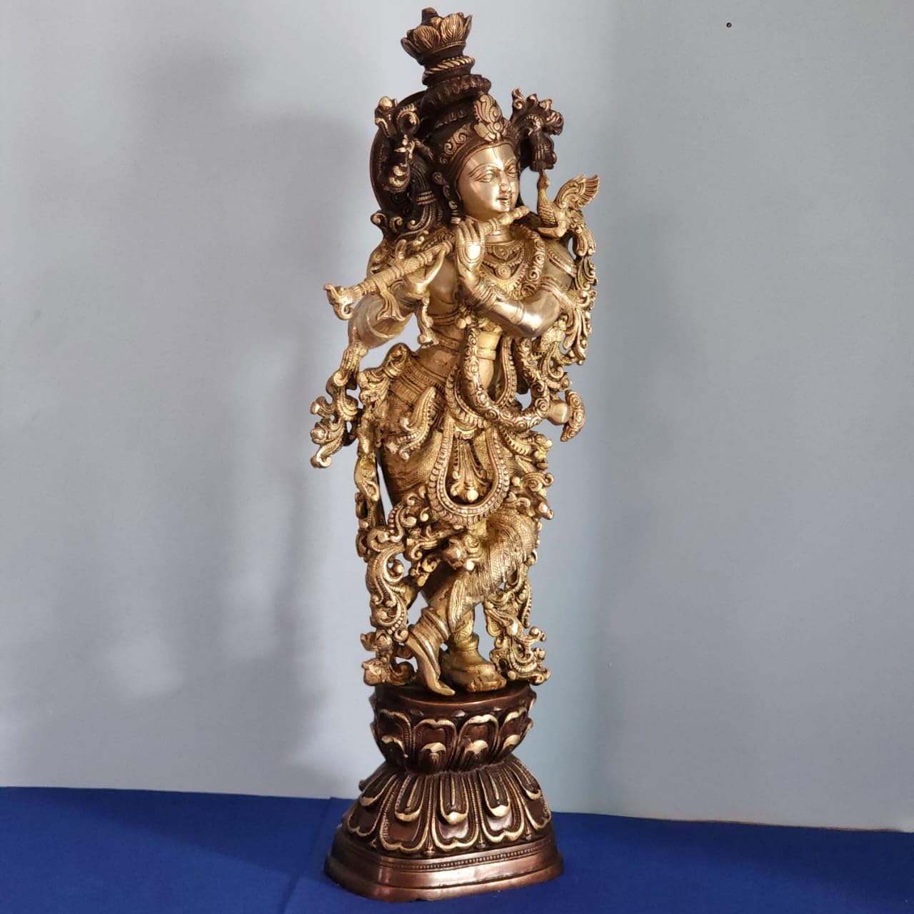Brass Big Lord Krishna Statue with double Tone finished (29 Inch)