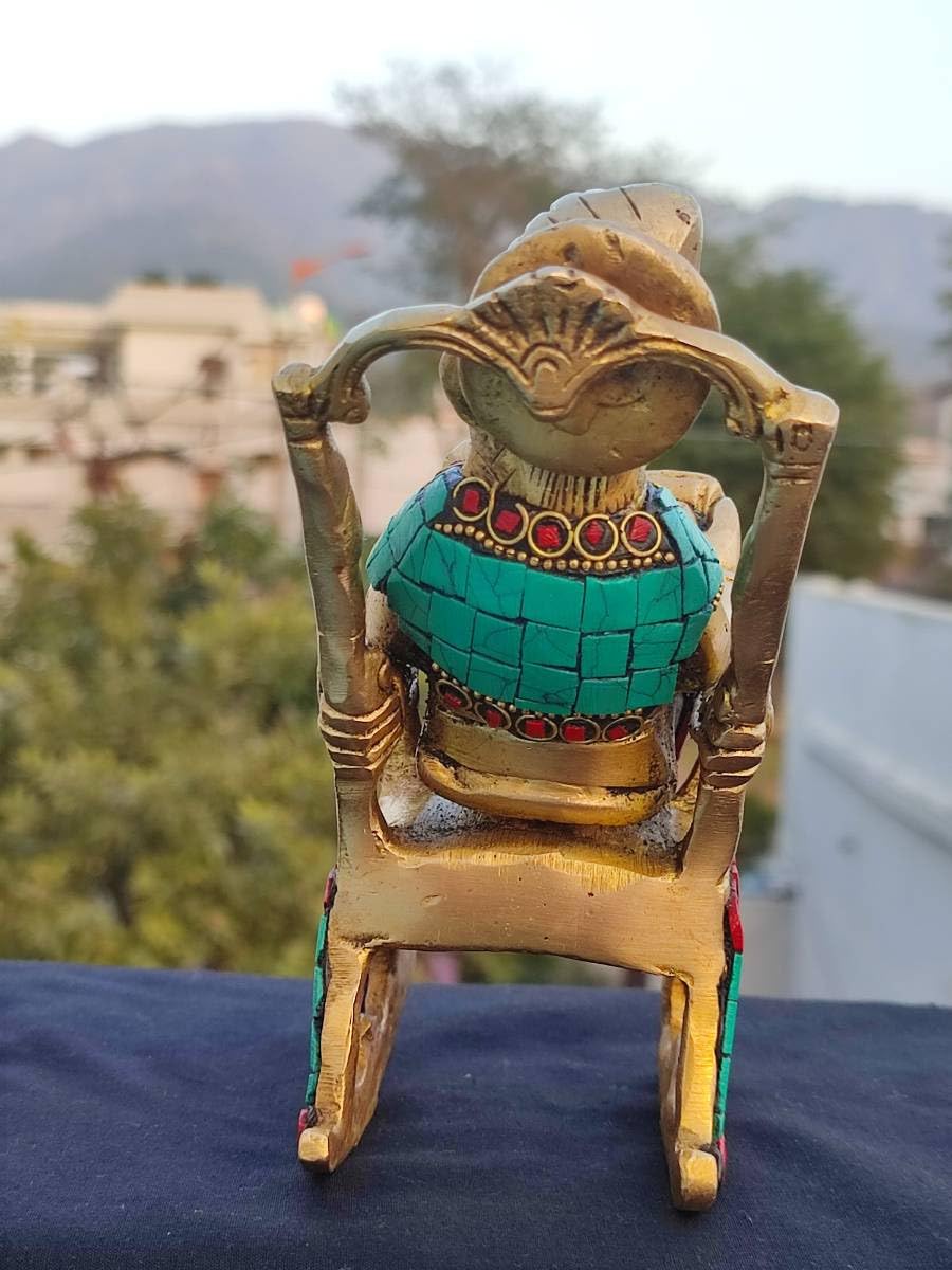 DECORATIVE SWINGING STATUE OF GANWSH JI