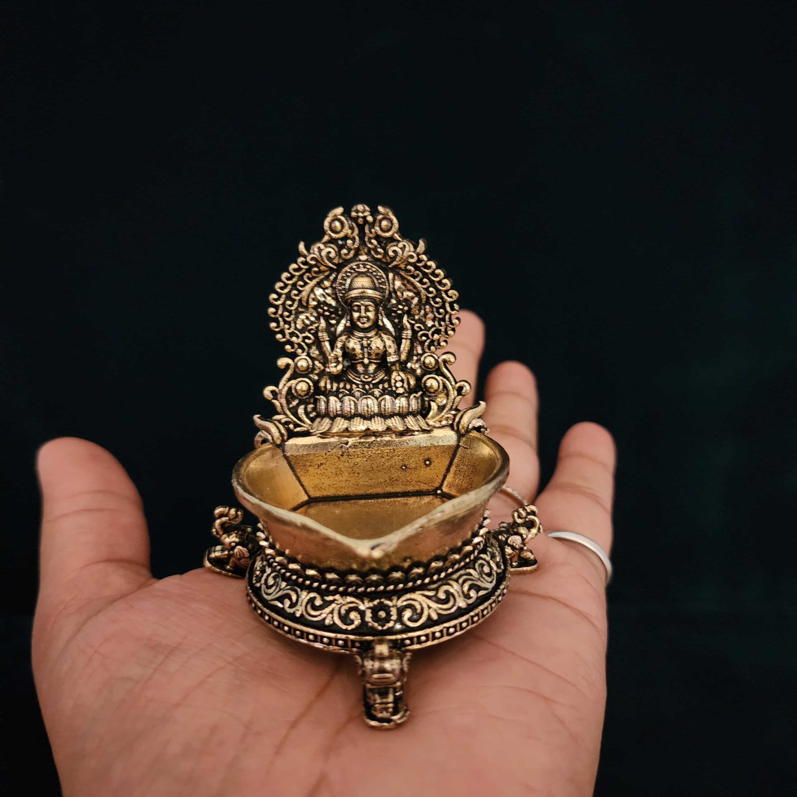 Handcrafted Premium Brass Laxmi maa Diya | 7 cm (100gram)