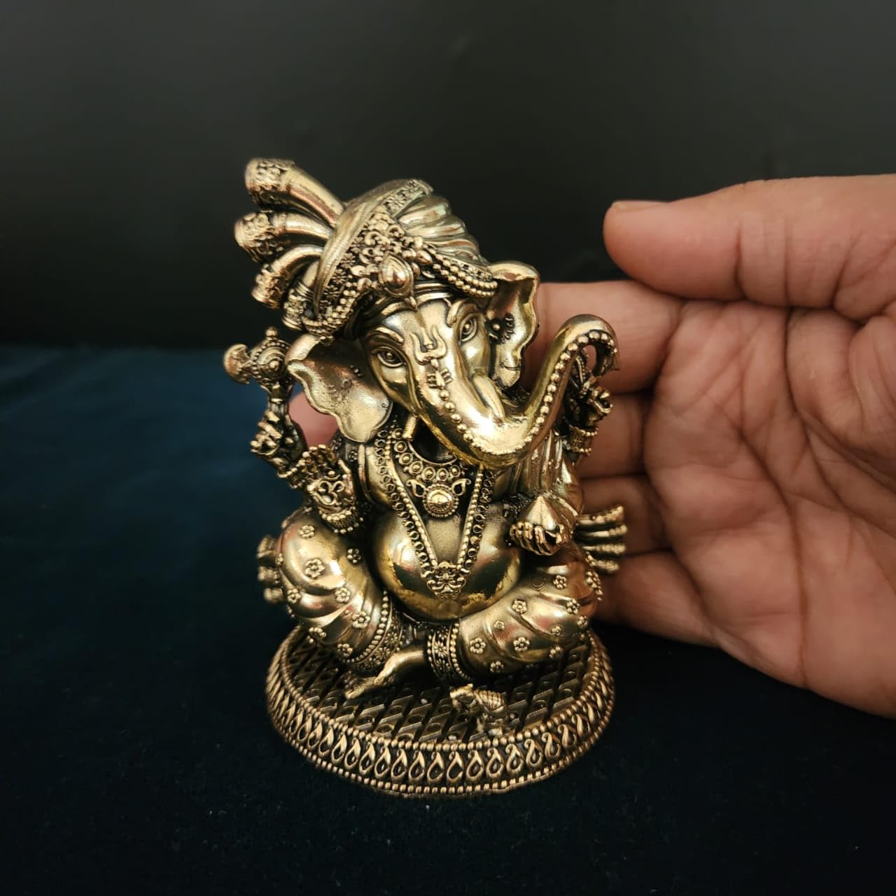 GANESH JI STATUE IN PAGDI