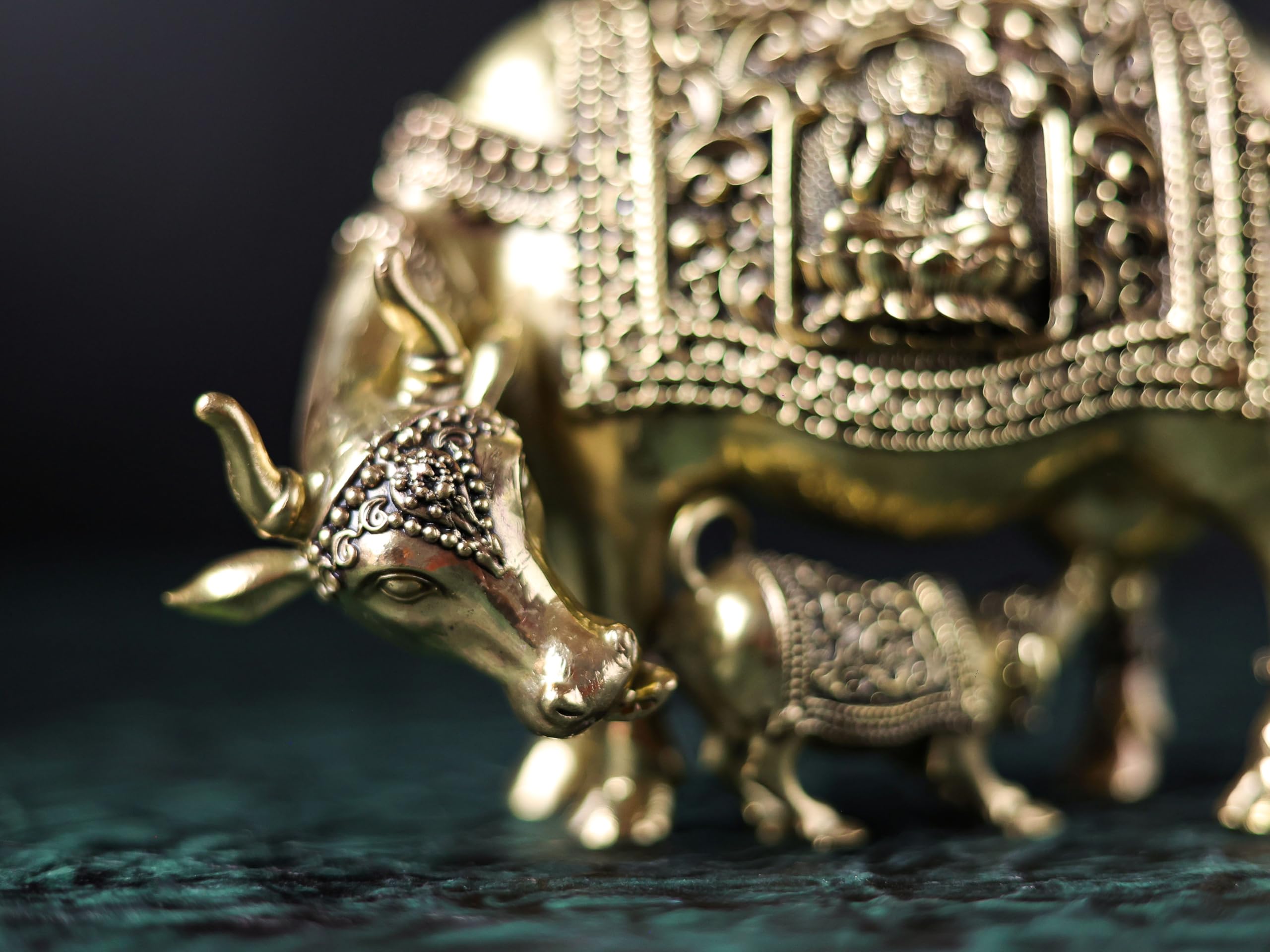 Premium Brass | Gou MATA Holy Cow Mother with Calf | Cow Decor Idol |LAXMI Ganesh Kamadhenu Idol with FINE Carving Work | 5 by 7 INCH