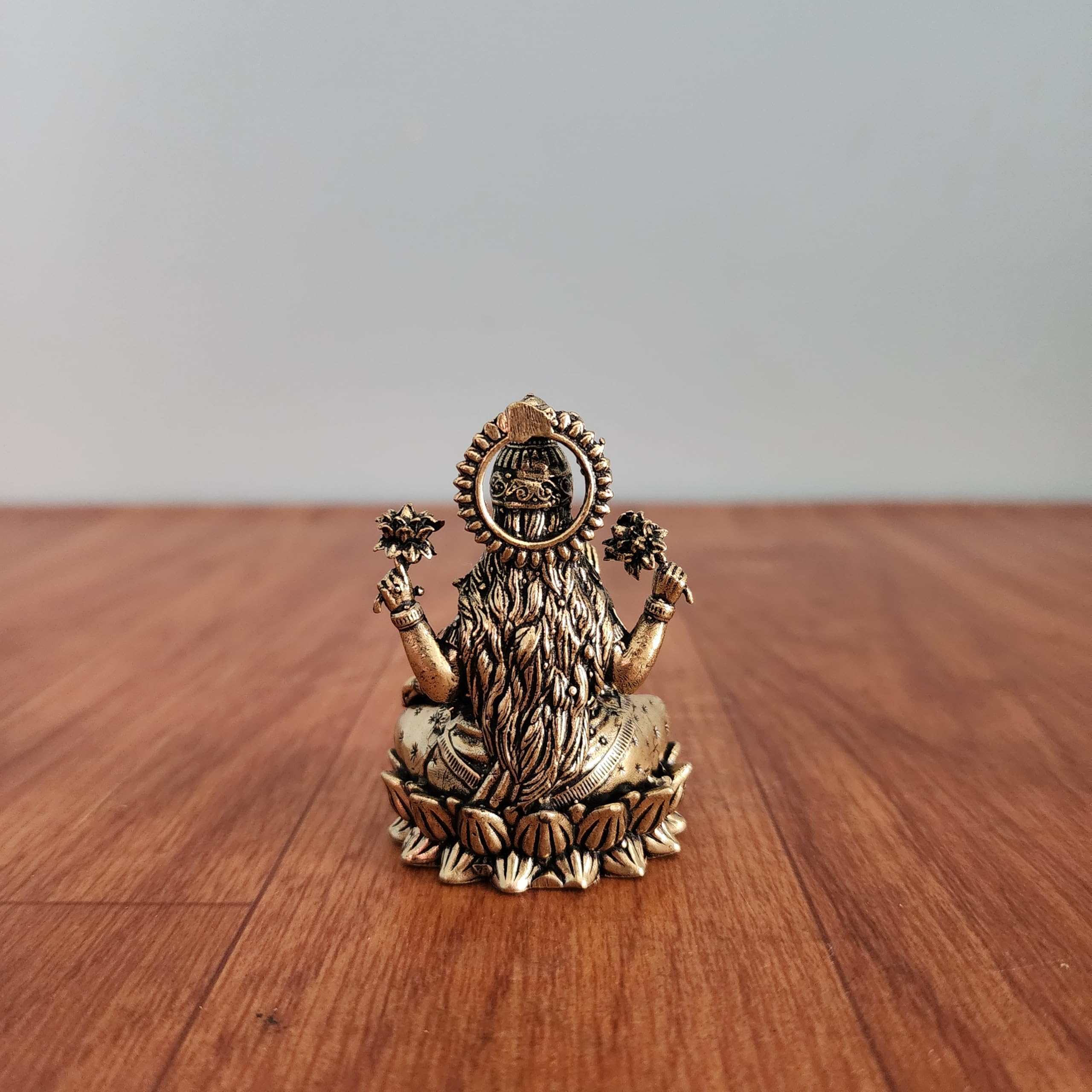 Small Divine Lord Ganesh Laxmi Statue