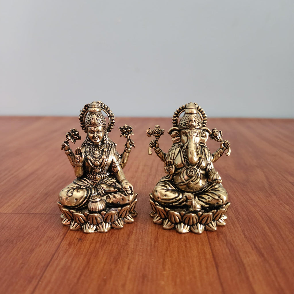Small Divine Lord Ganesh Laxmi Statue