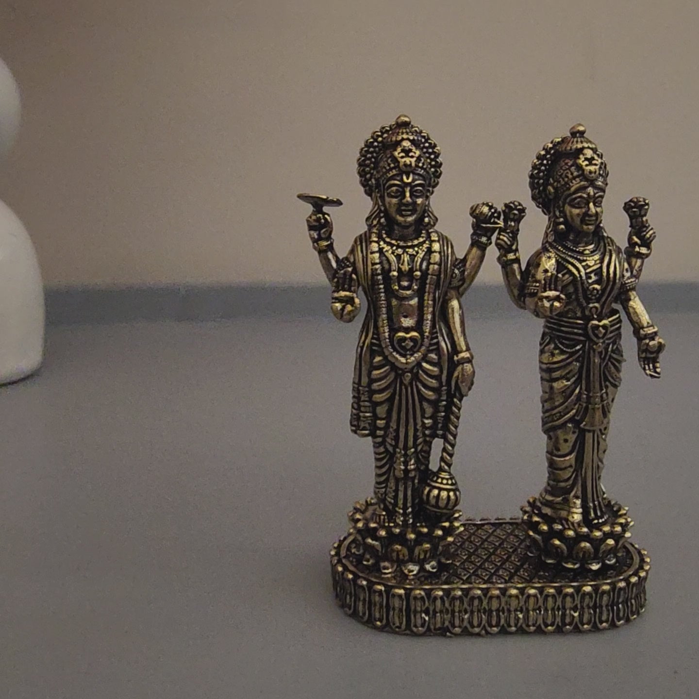 3 inch premium brass Small Vishnu Laxmi Statue 128 gram