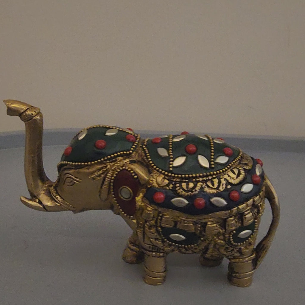 Elephant statue pair