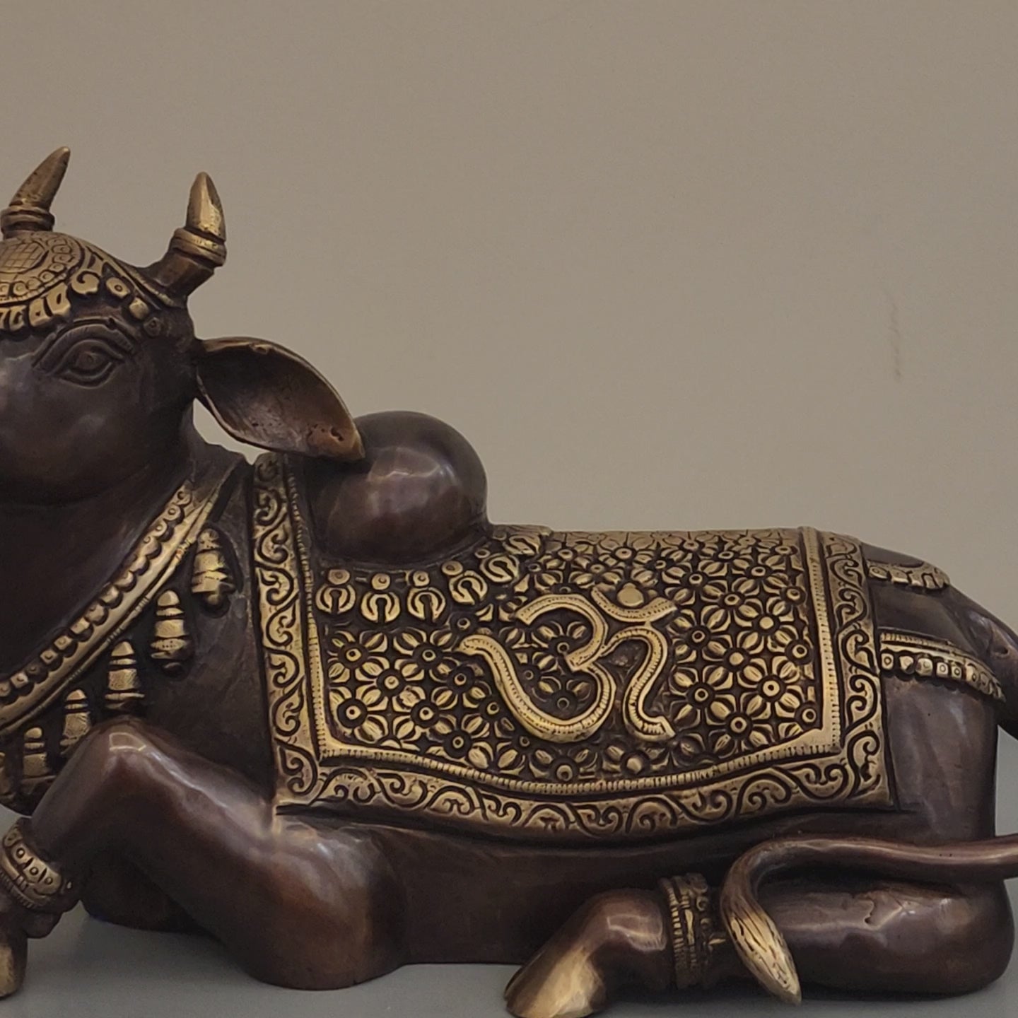 Brass Nandi Statue: Shiva's Bull Calf Idol (20cm) 5.5 kg