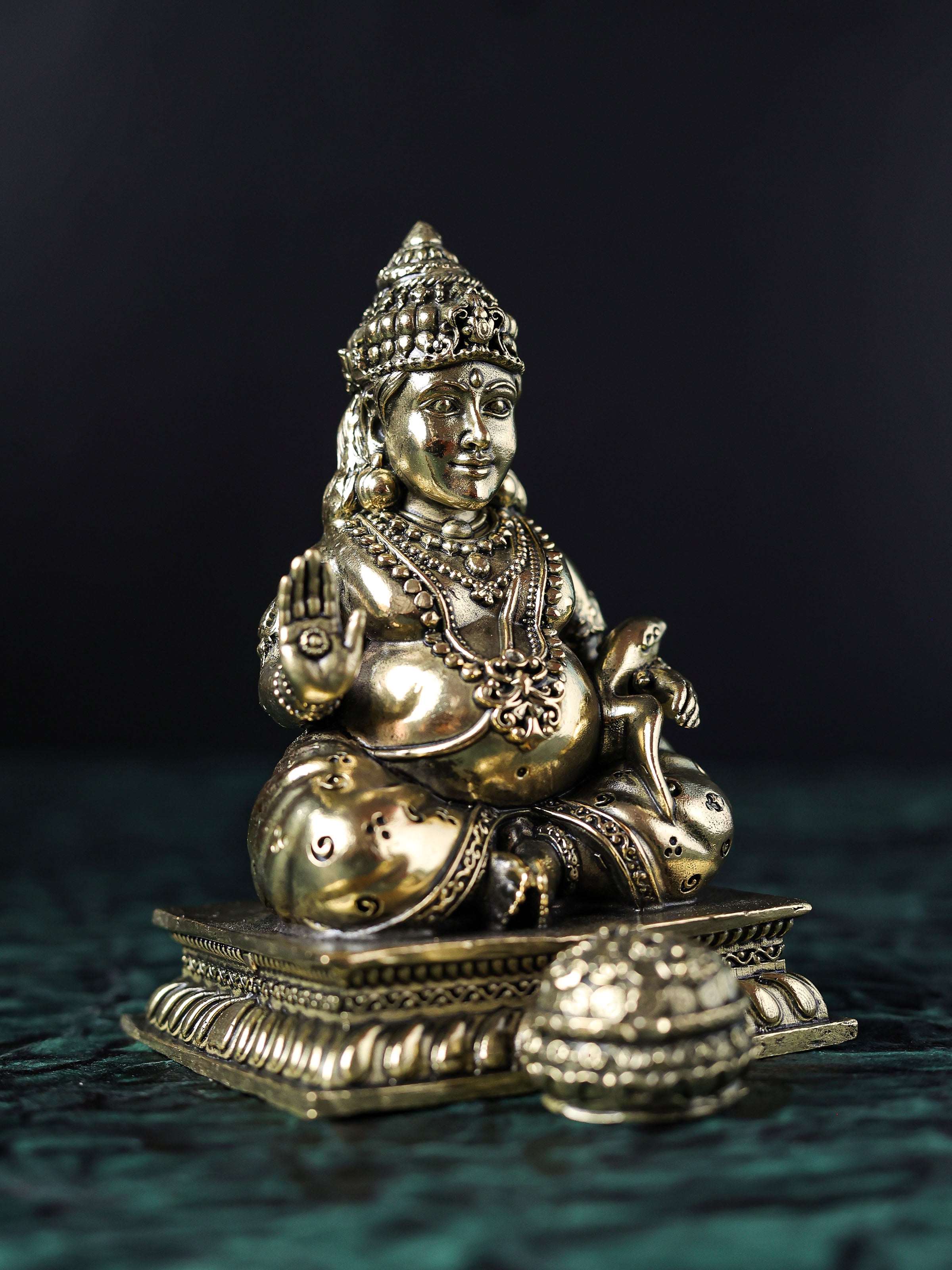 Kuber laxmi ji Statue