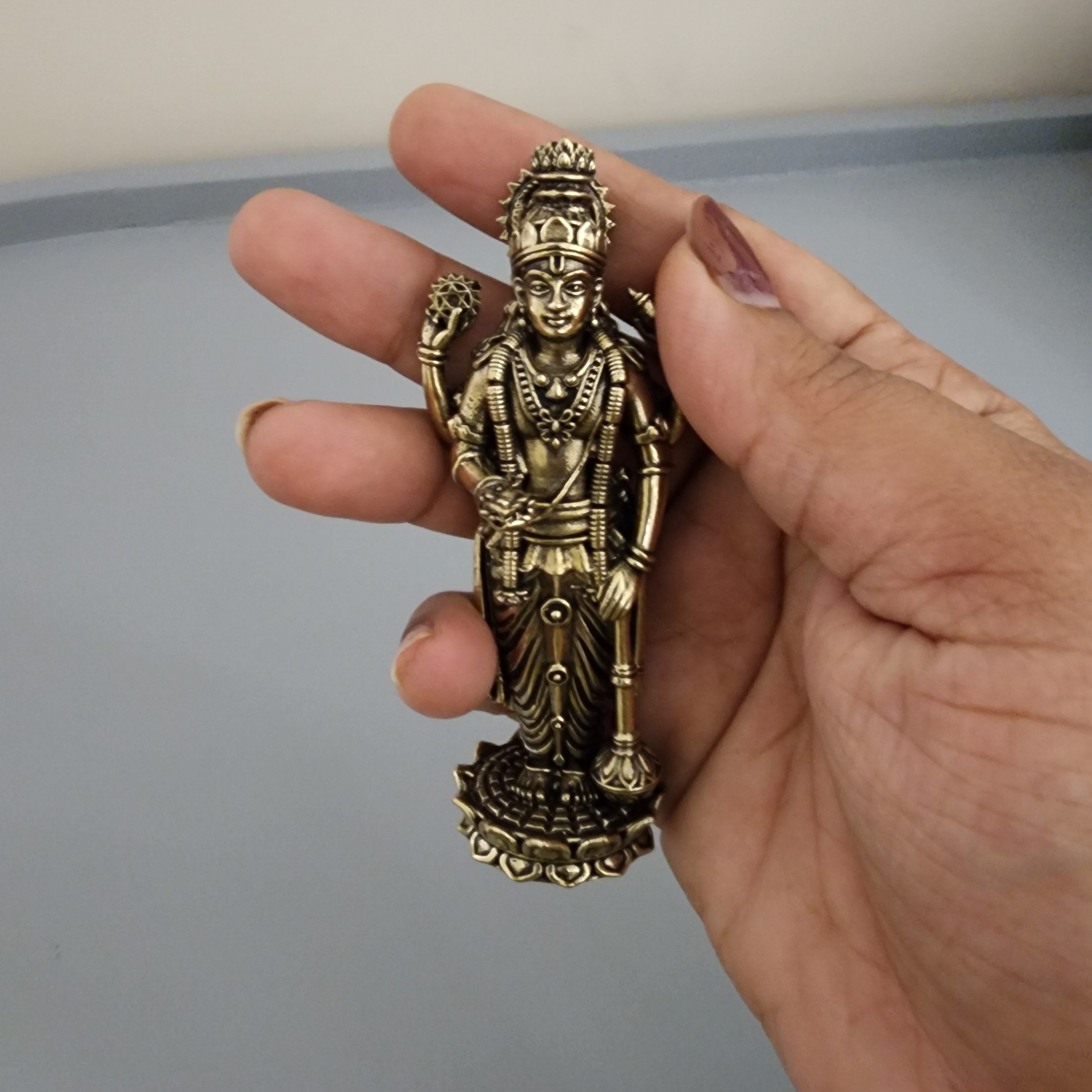 Lord Narayan Vishnu idol