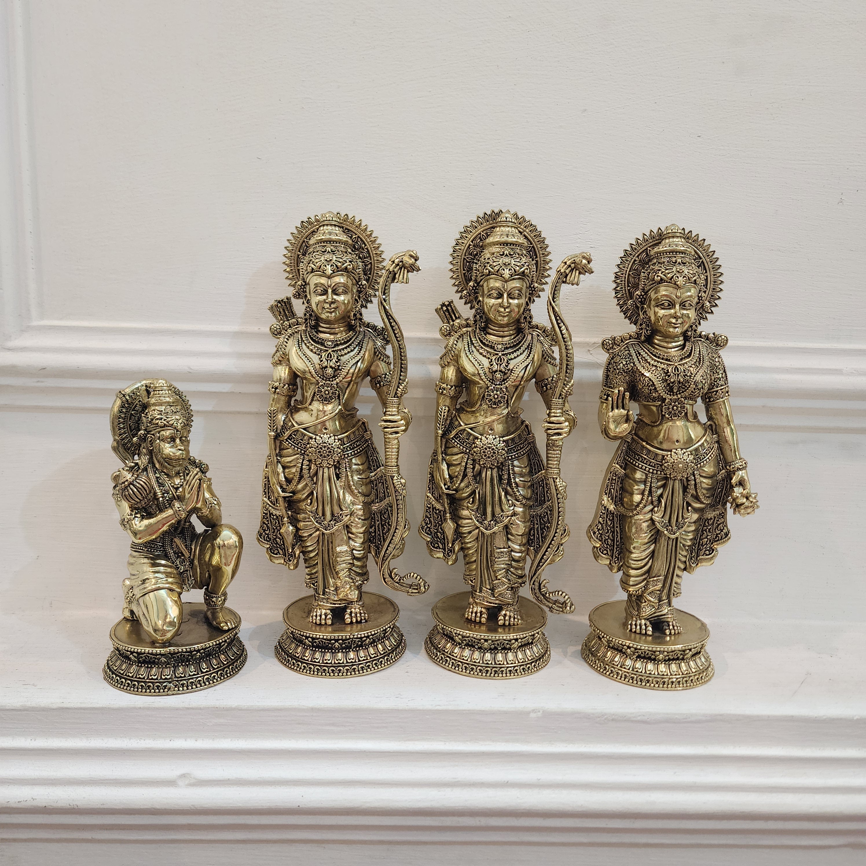 9.5 inch Ram parivaar idol for your elegant home temple decor in premium brass