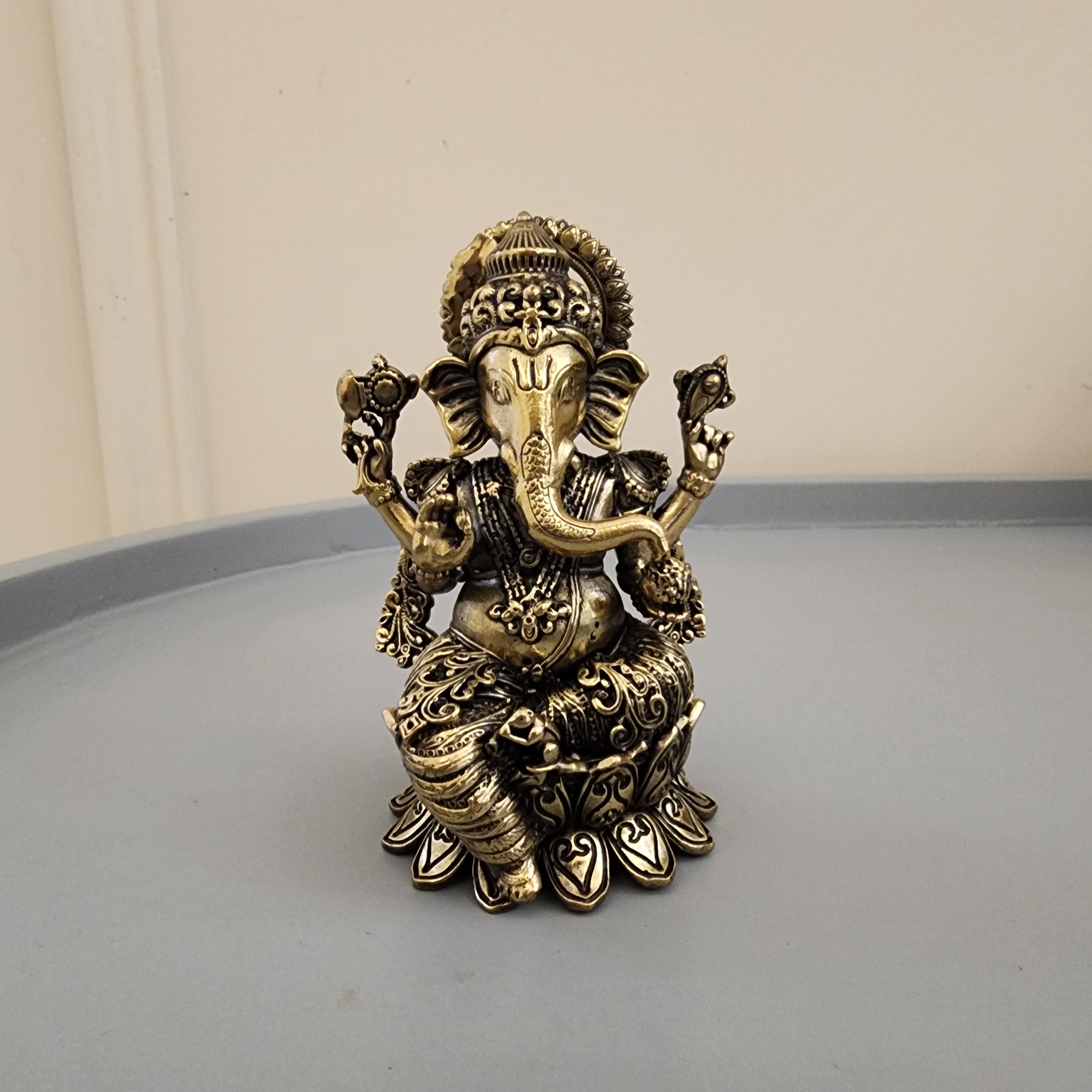 Brass Ganesh Statue sitting on lotus 4 inch [200gram]