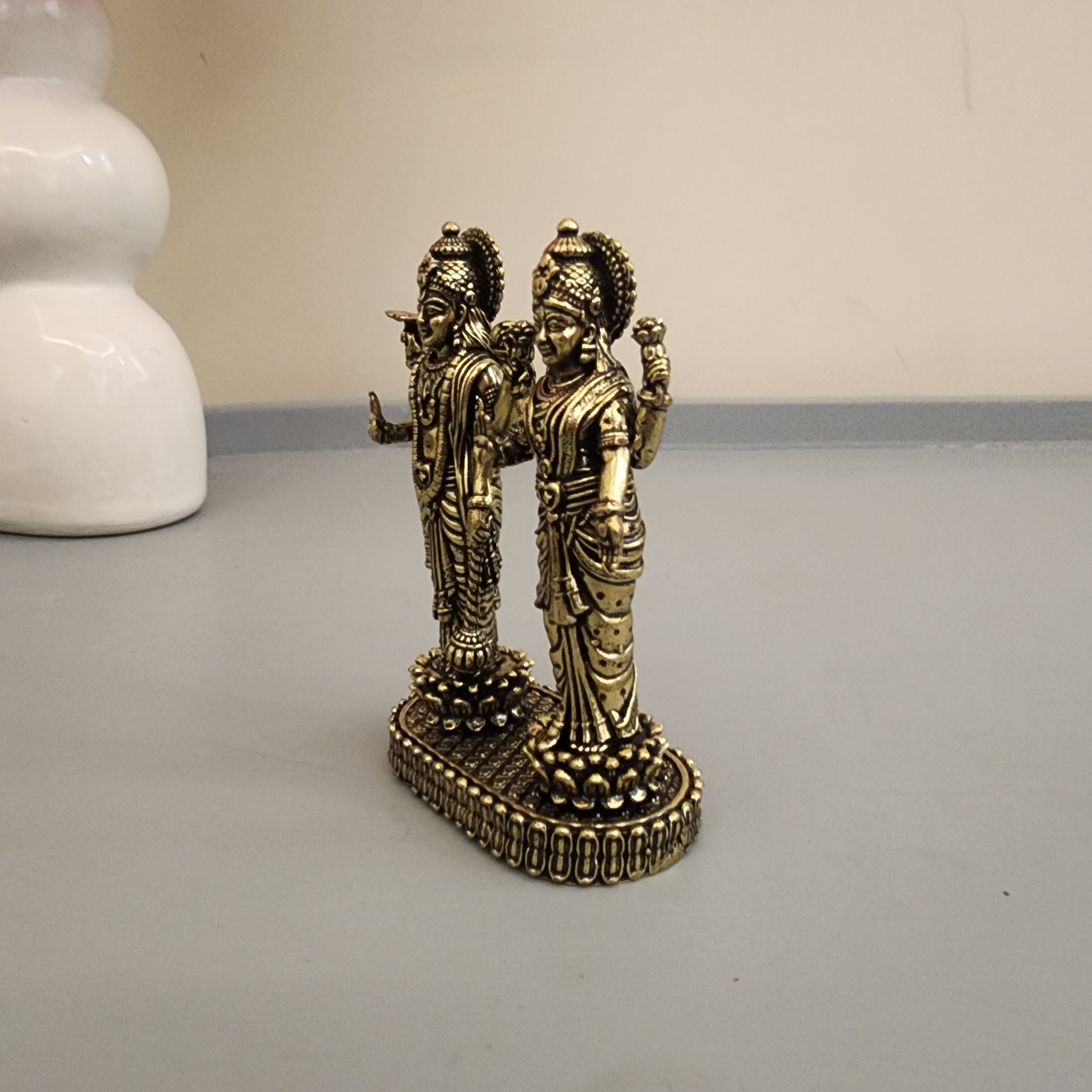 3 inch premium brass Small Vishnu Laxmi Statue 128 gram