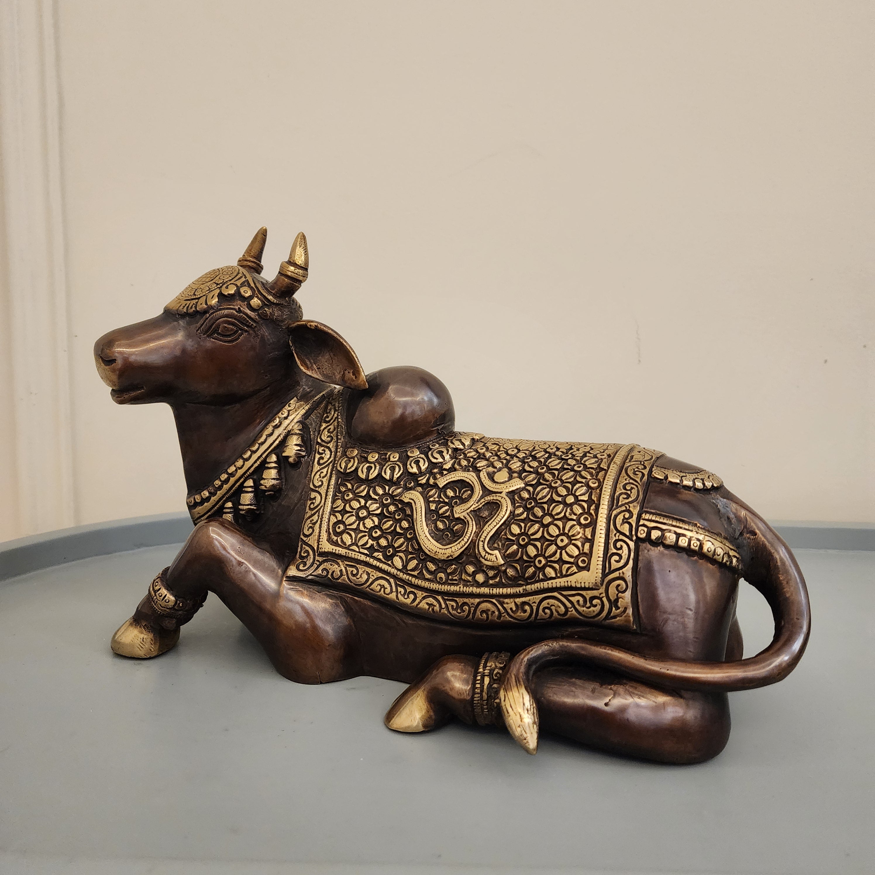 Brass Nandi Statue: Shiva's Bull Calf Idol (20cm) 5.5 kg