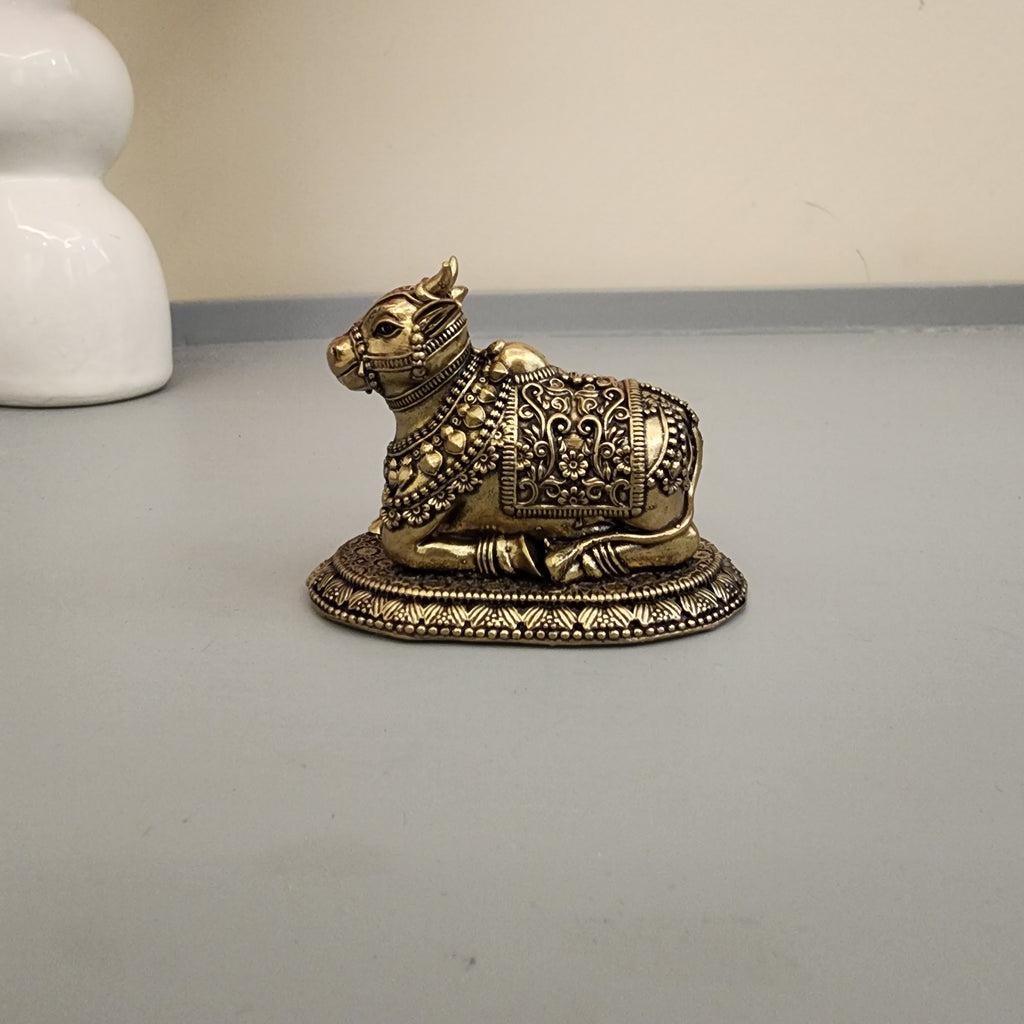 Nandi Statue Premium Brass 2 / 4 inch (70 gram / 480 gram)
