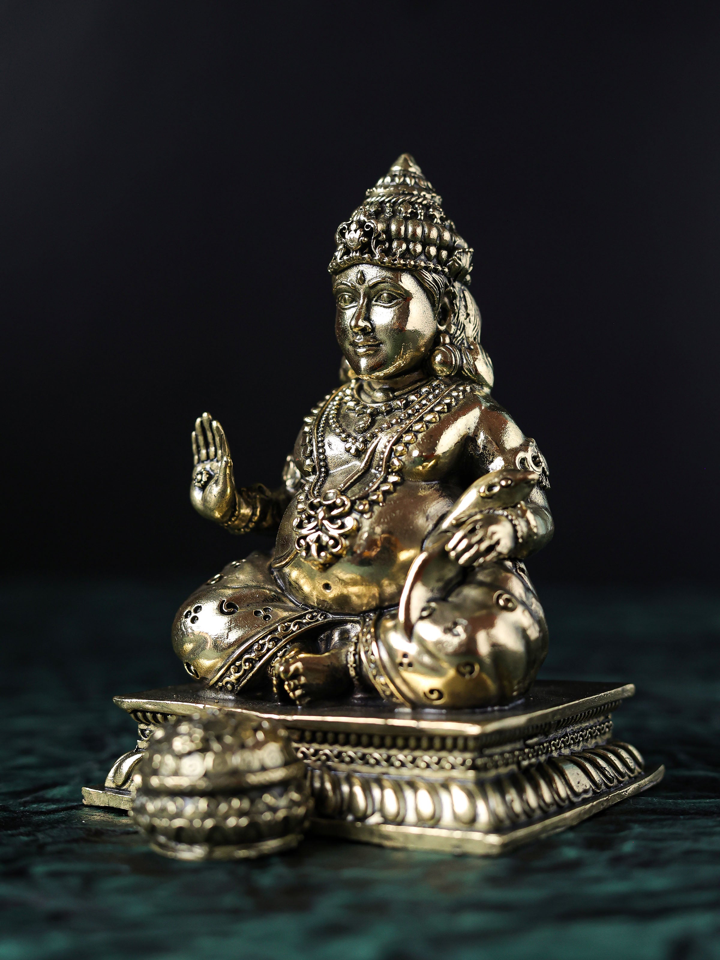 Kuber laxmi ji Statue