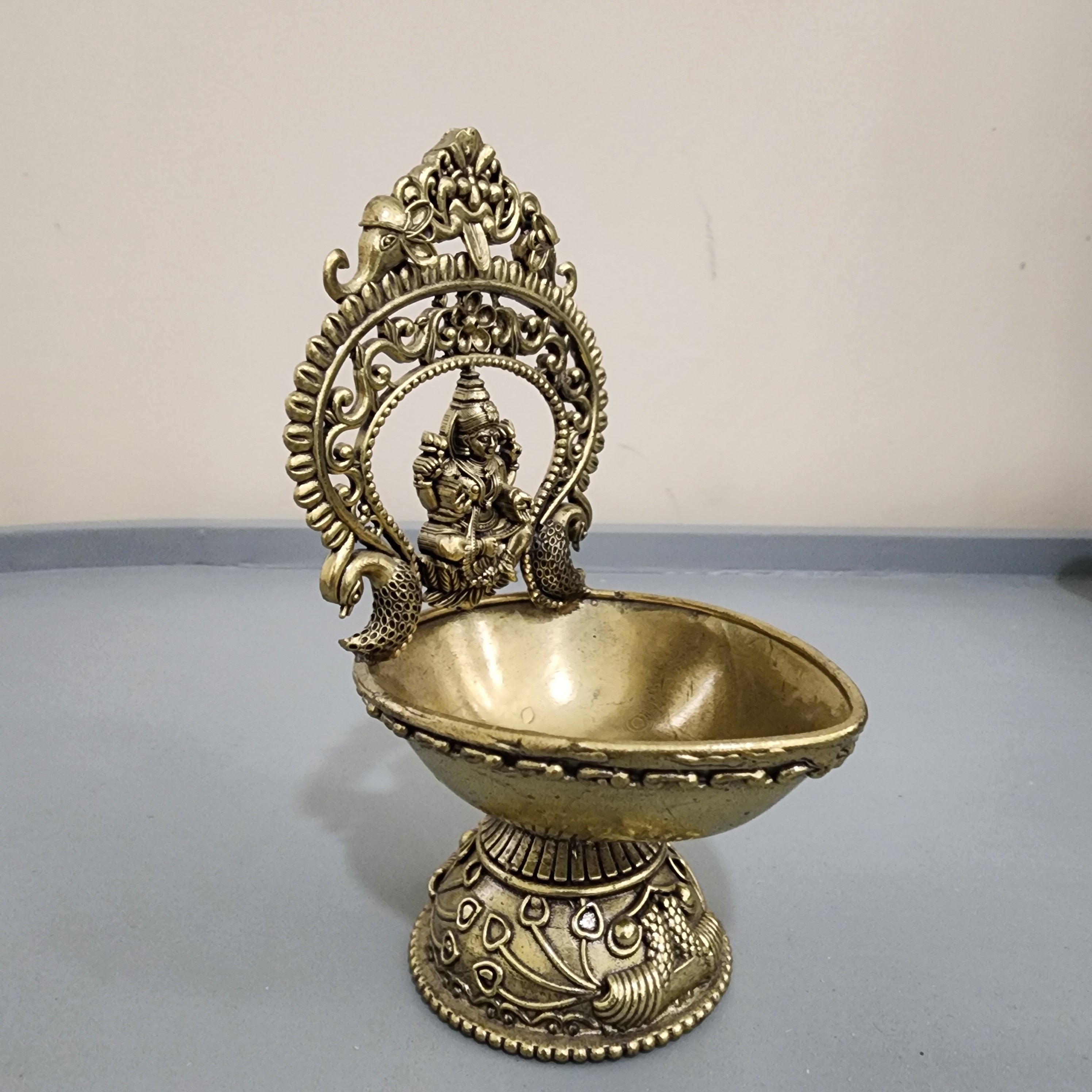 14 cm Premium brass Laxmi diya (215gram)