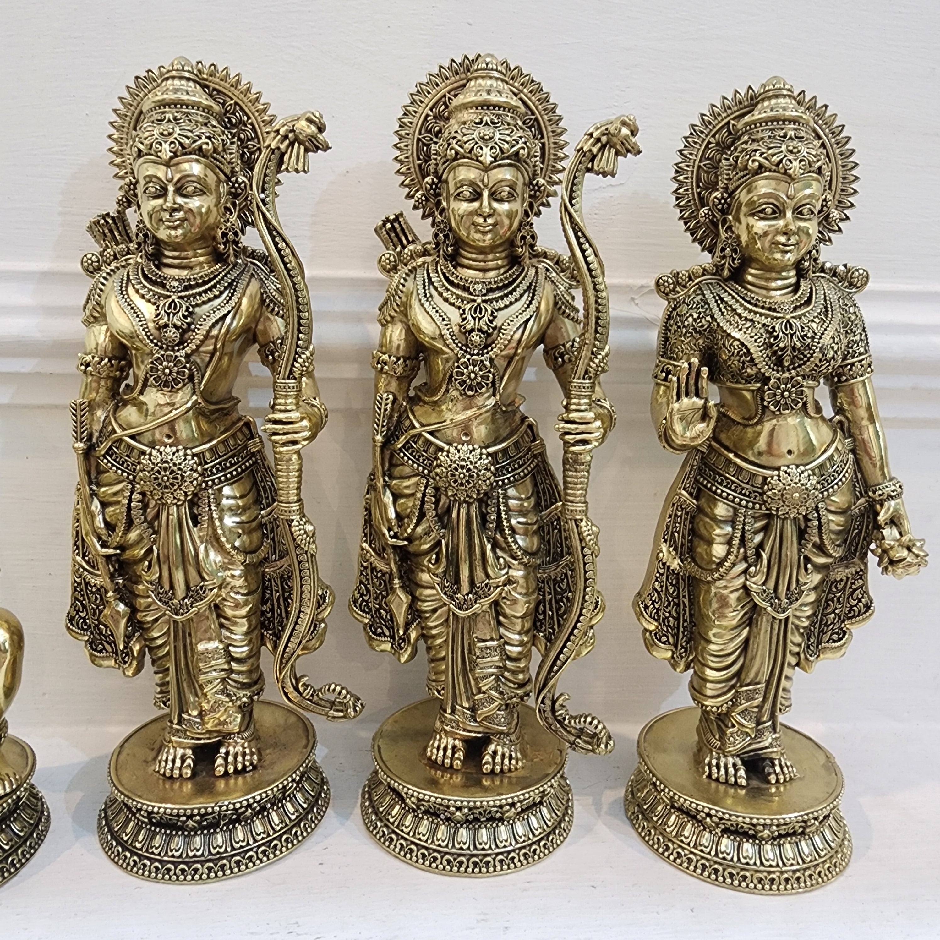 9.5 inch Ram parivaar idol for your elegant home temple decor in premium brass