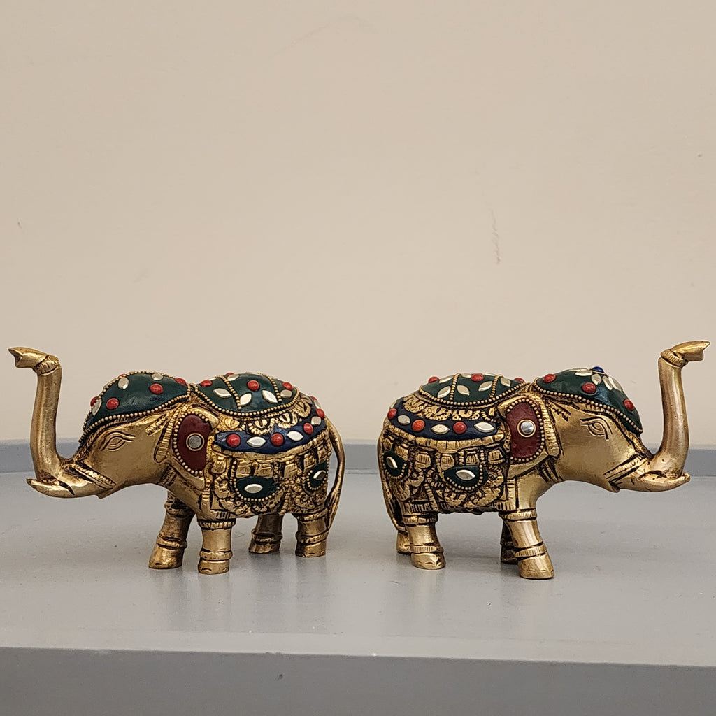 Elephant statue pair