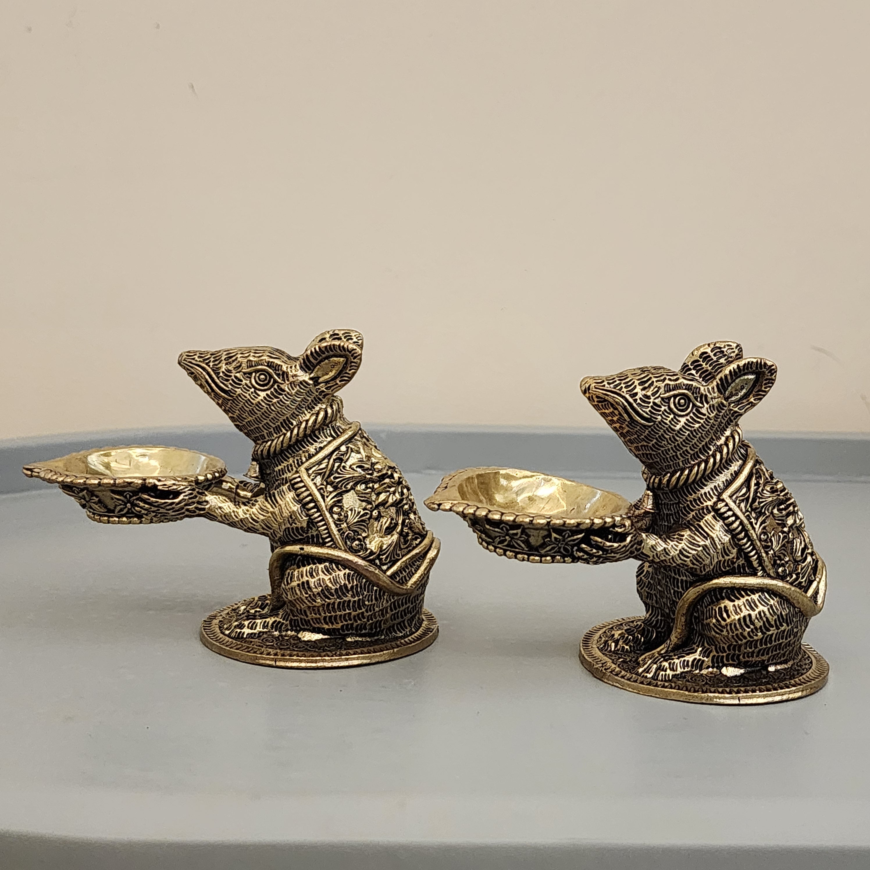 Premium Brass Mouse Diya | 3.5 Inch (180 Grams)