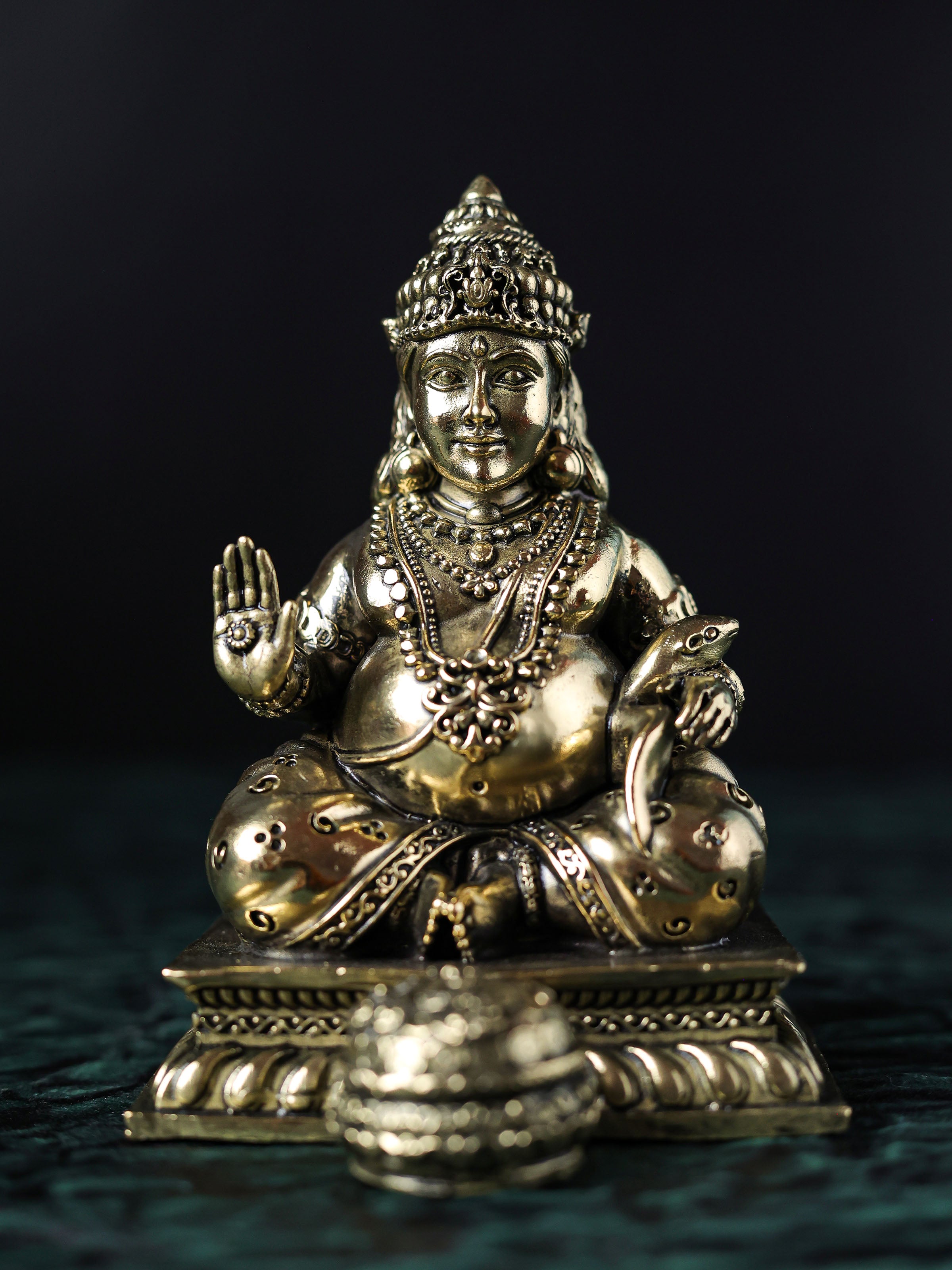 Kuber laxmi ji Statue