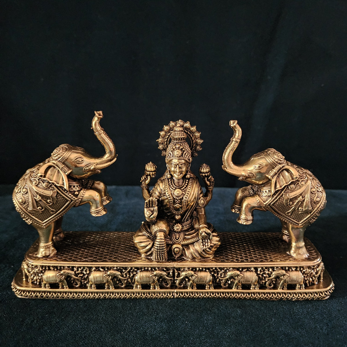Brass Gajj Lakshmi Statue Hindu Goddess of Wealth 4.5 inch