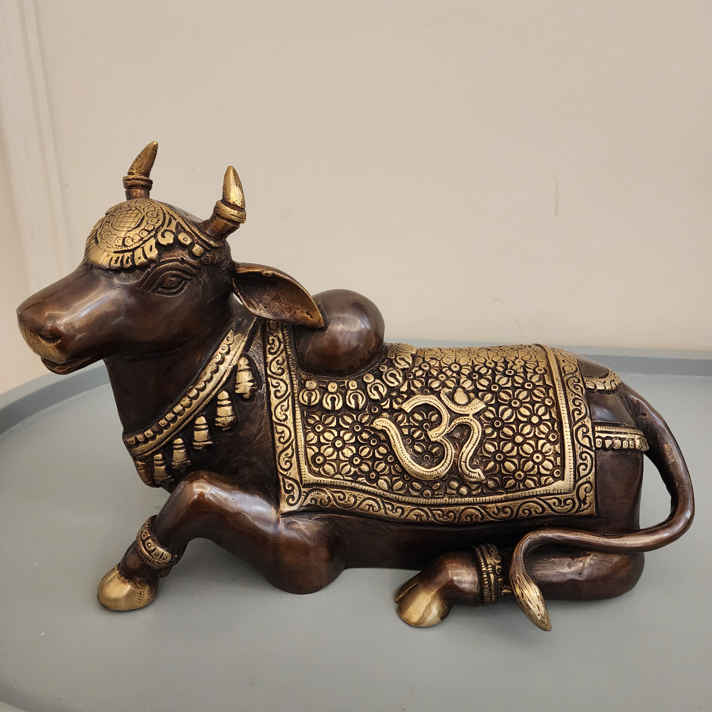 Brass Nandi Statue: Shiva's Bull Calf Idol (20cm) 5.5 kg
