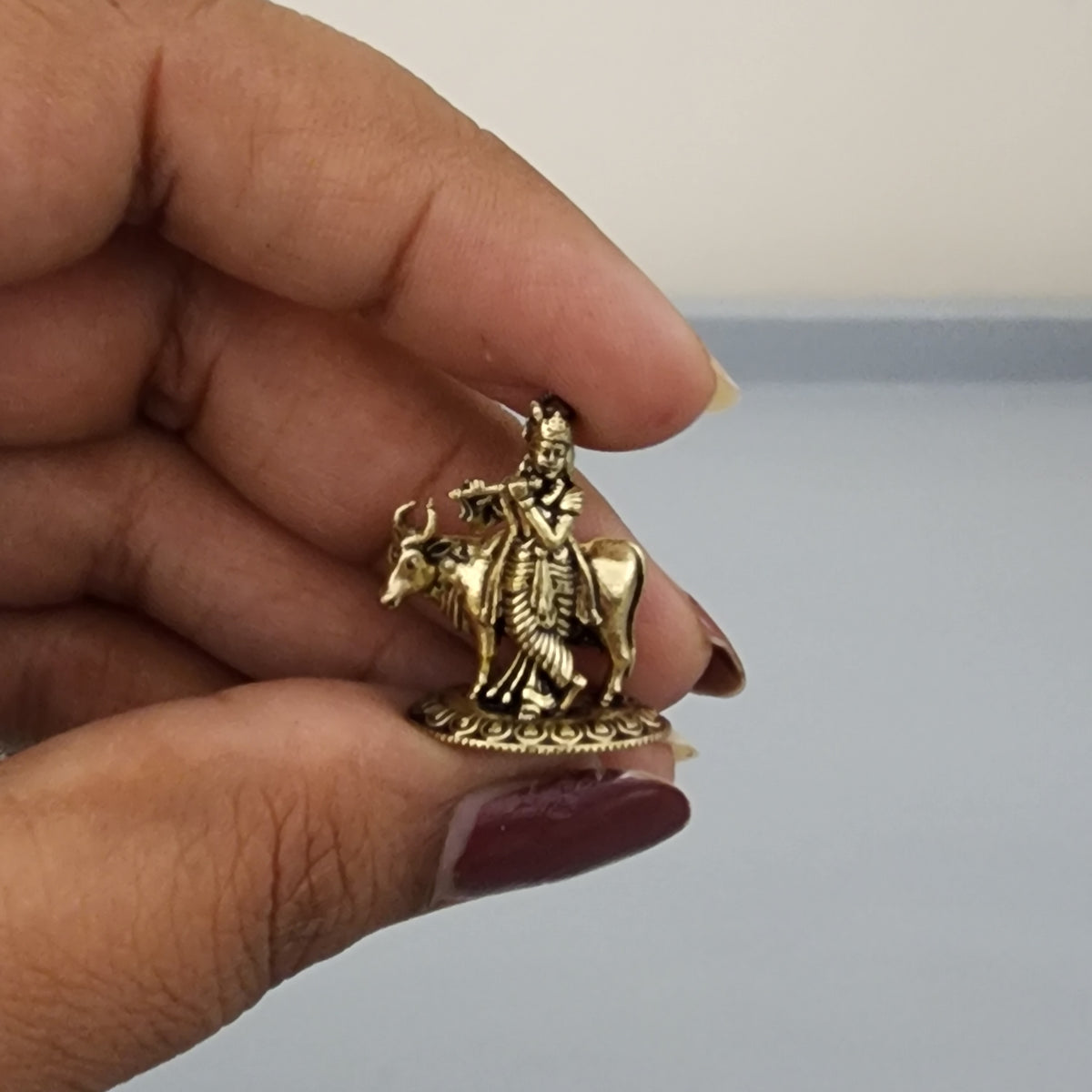 1 inch Cow krishna miniature idol 7 gram