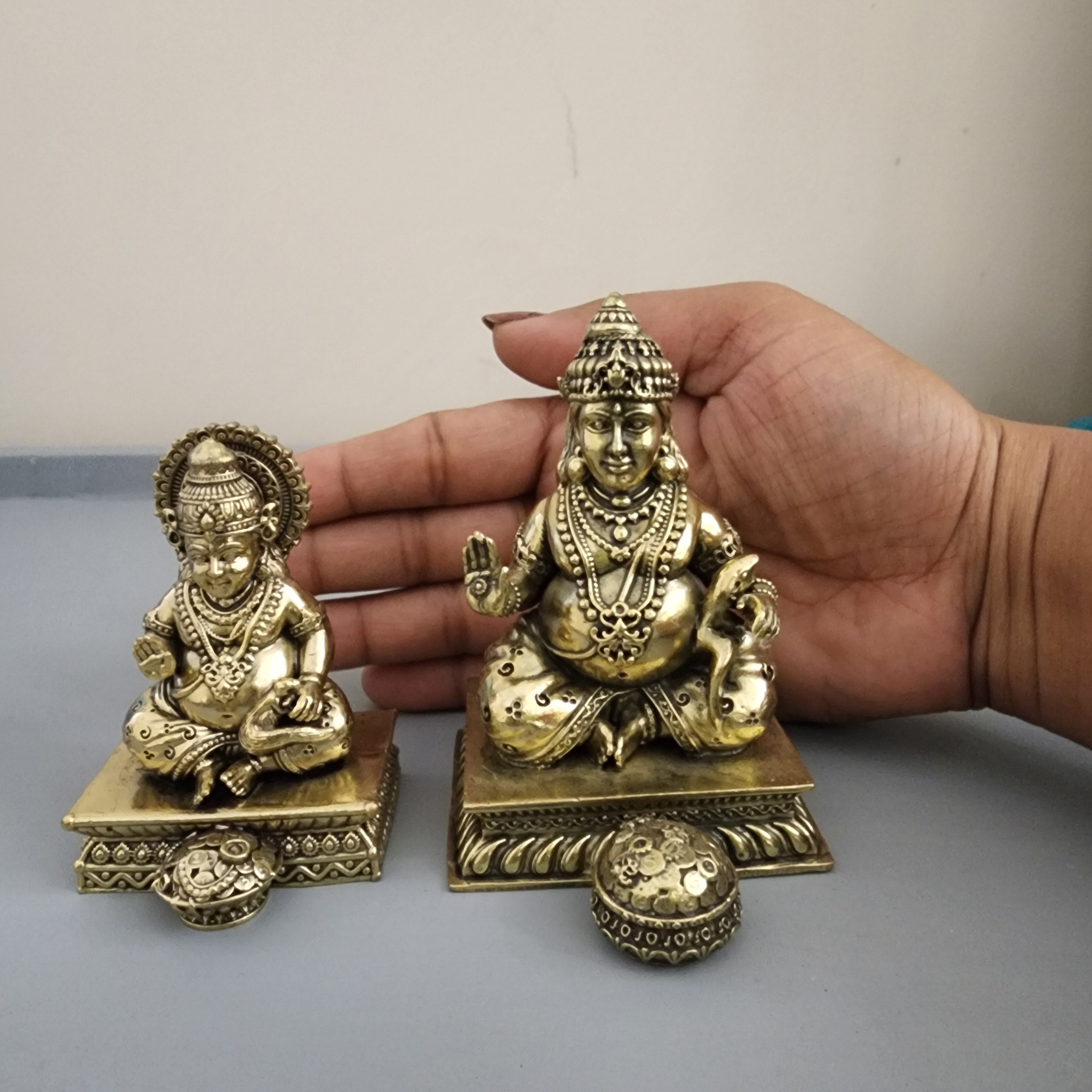 Kuber laxmi ji Statue