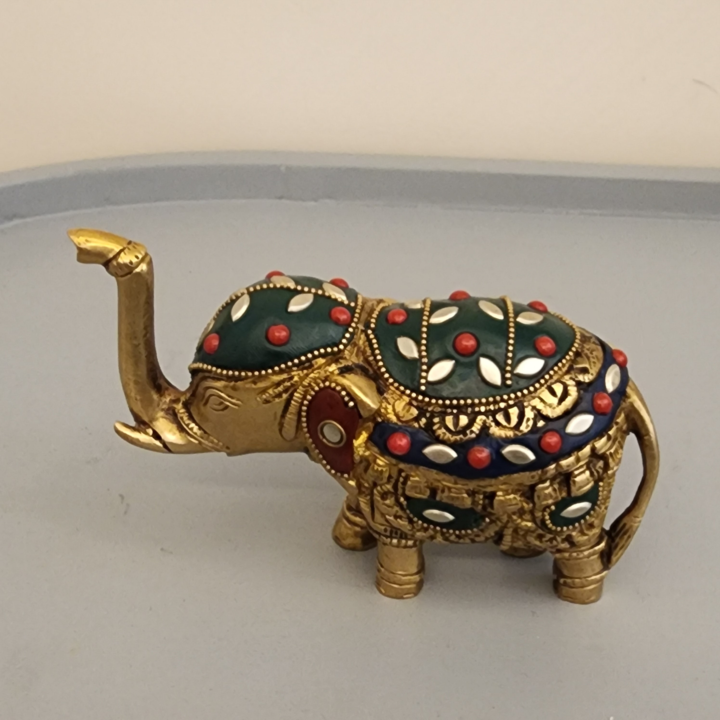 Elephant statue pair