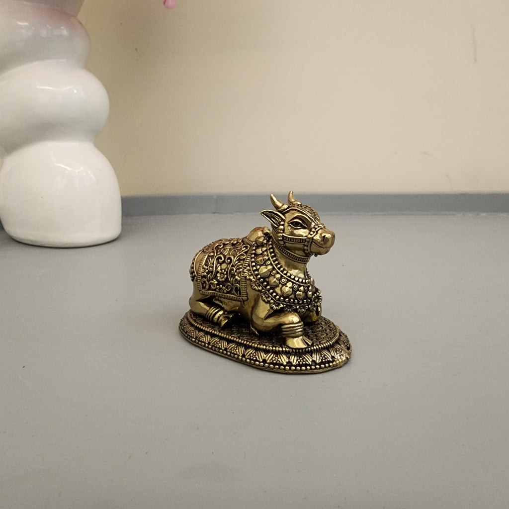 Nandi Statue Premium Brass 2 / 4 inch (70 gram / 480 gram)