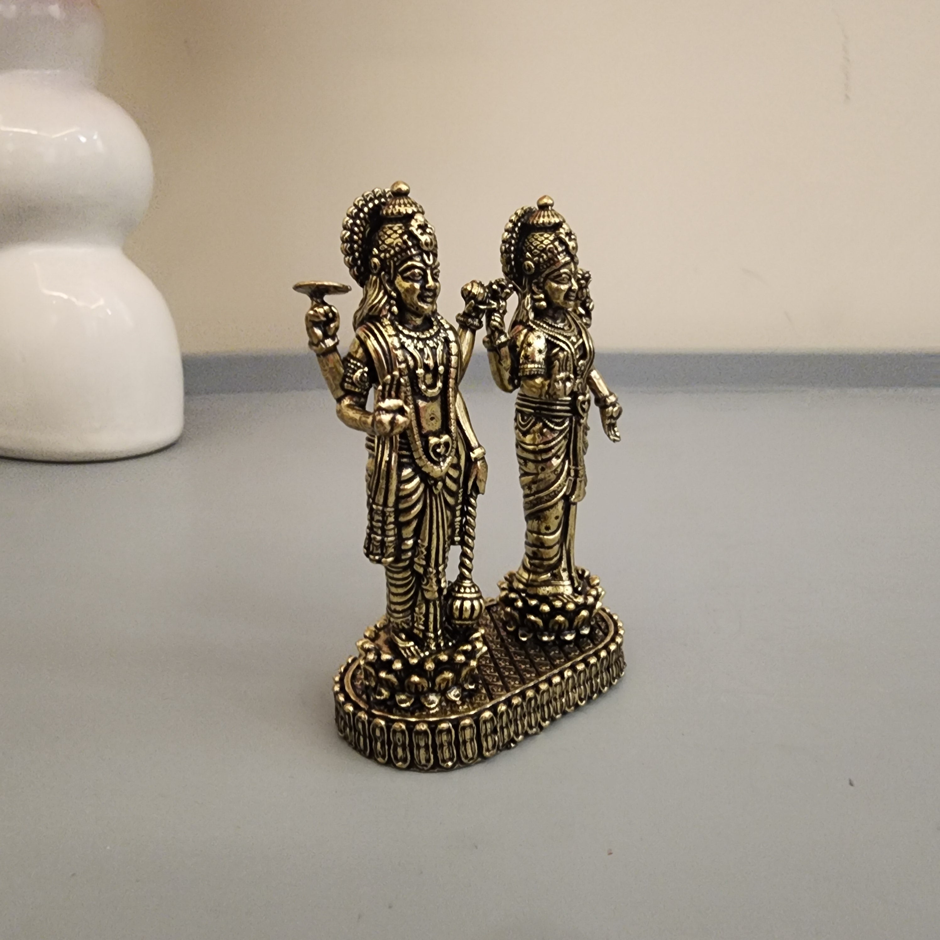 3 inch premium brass Small Vishnu Laxmi Statue 128 gram