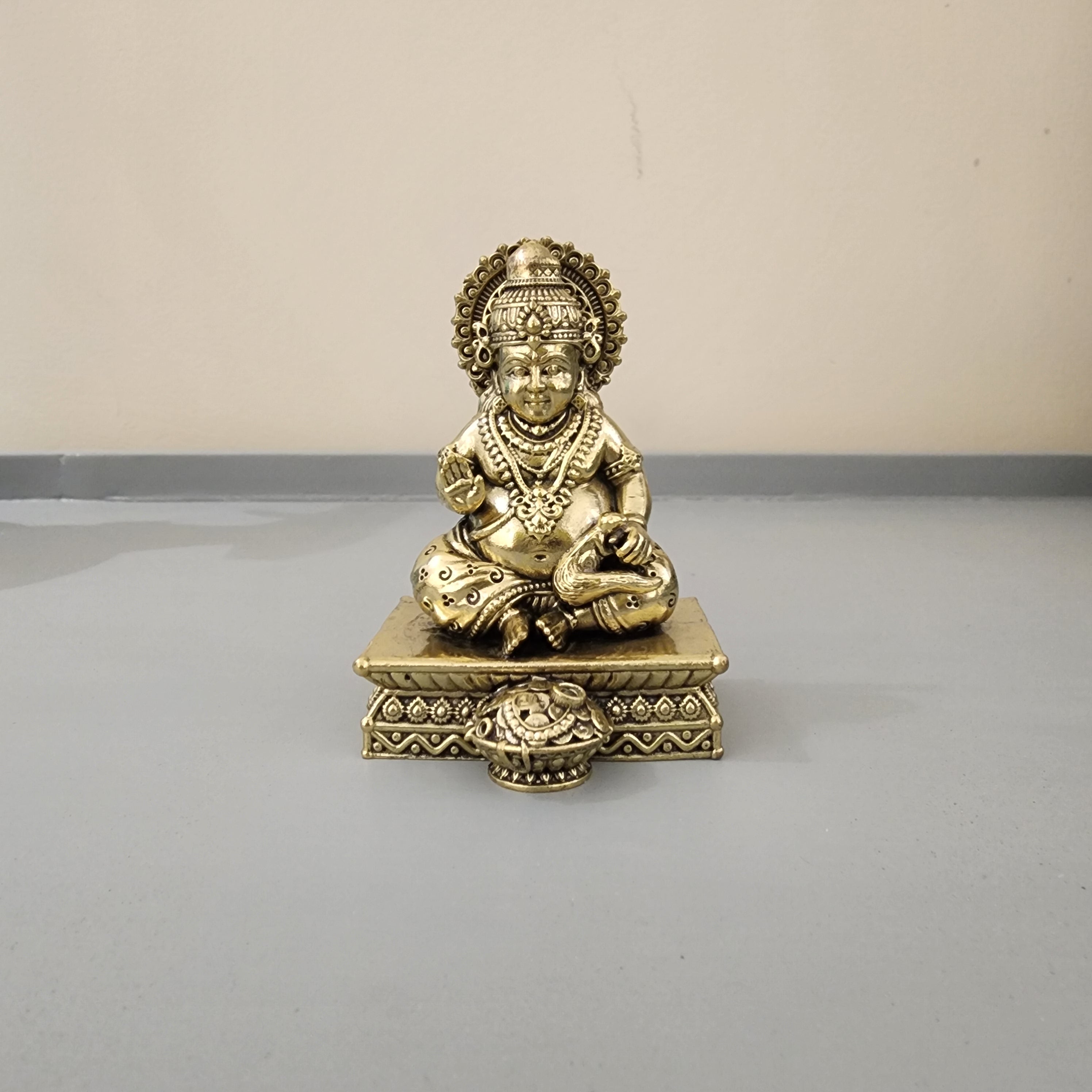 Kuber laxmi ji Statue