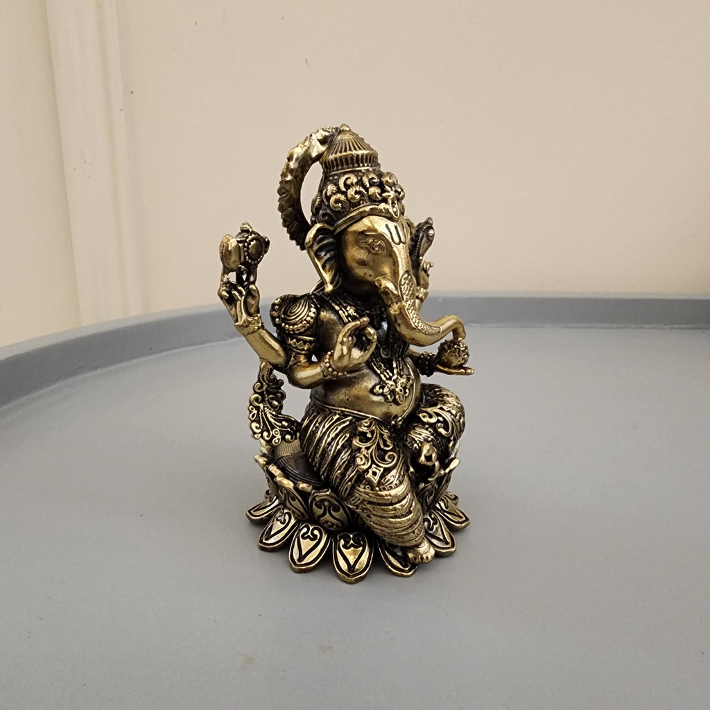 Brass Ganesh Statue sitting on lotus 4 inch [200gram]
