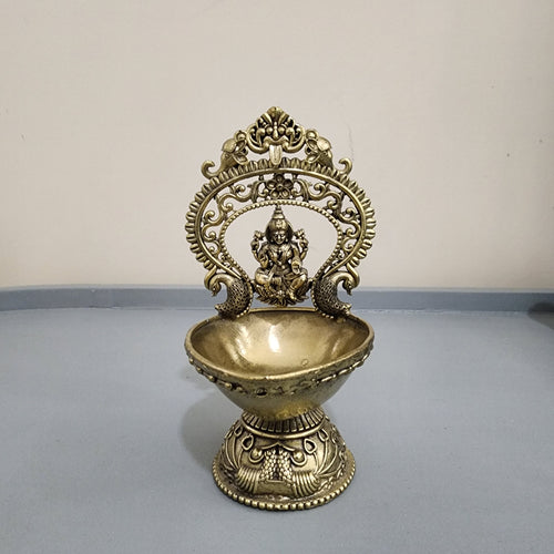 14 cm Premium brass Laxmi diya (215gram)