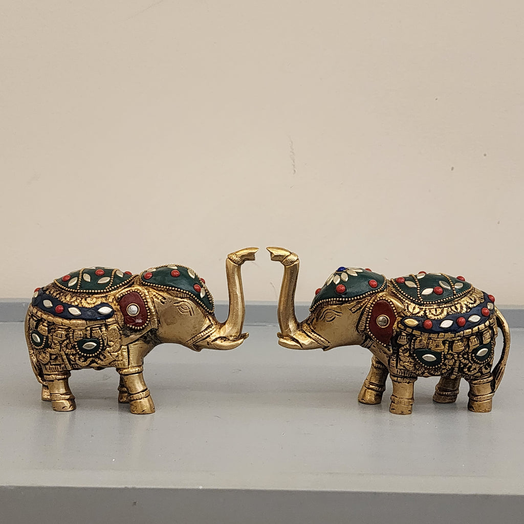 Elephant statue pair