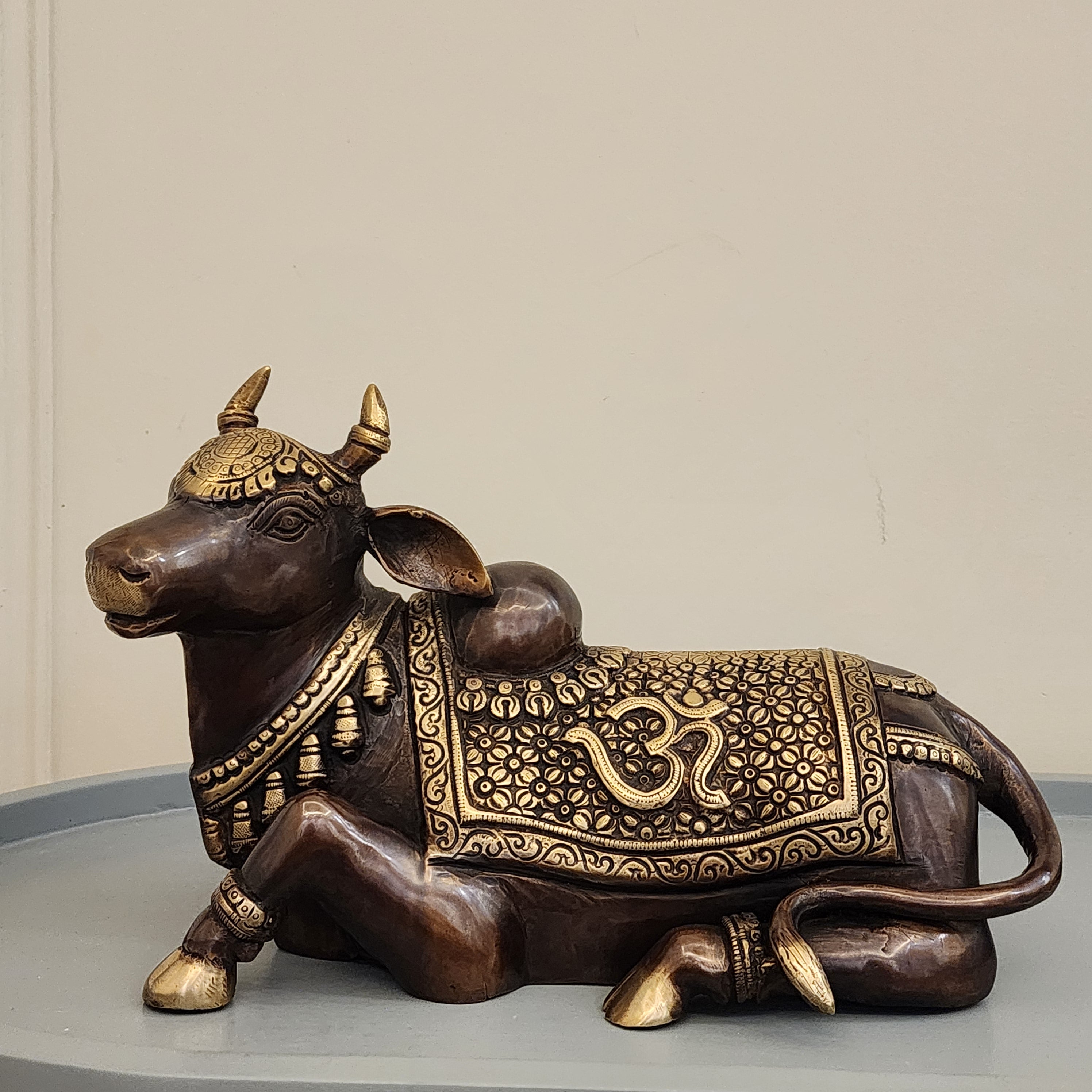Brass Nandi Statue: Shiva's Bull Calf Idol (20cm) 5.5 kg