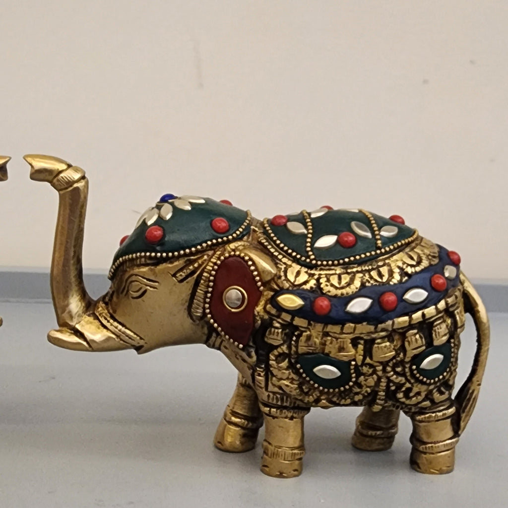 Elephant statue pair