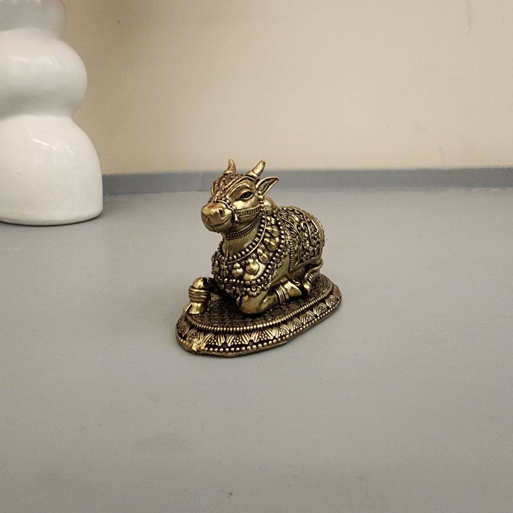 Nandi Statue Premium Brass 2 / 4 inch (70 gram / 480 gram)