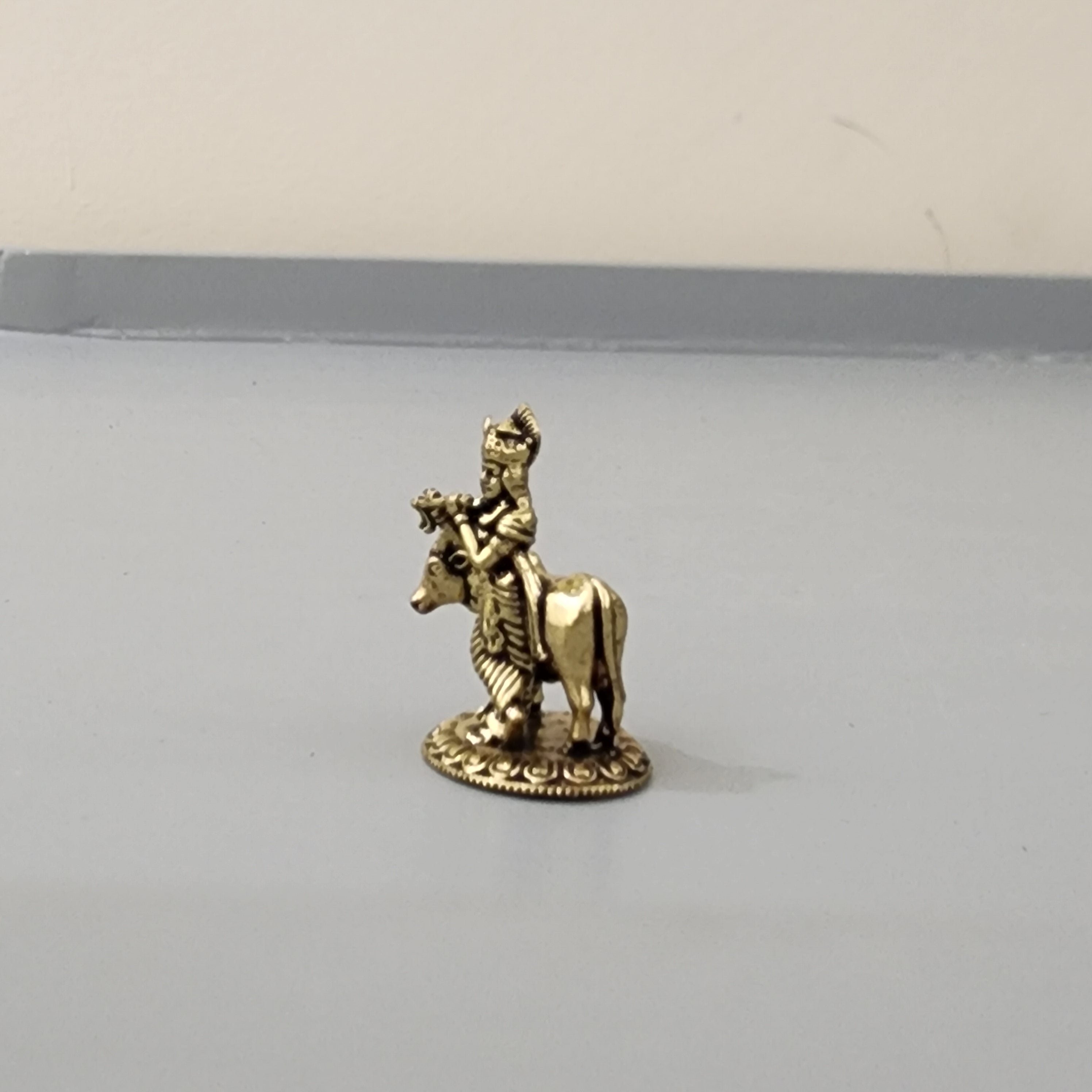 1 inch Cow krishna miniature idol 7 gram