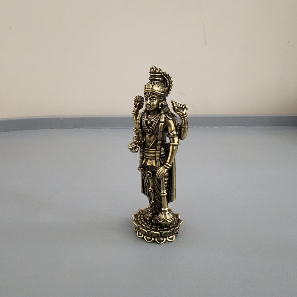 Lord Narayan Vishnu idol