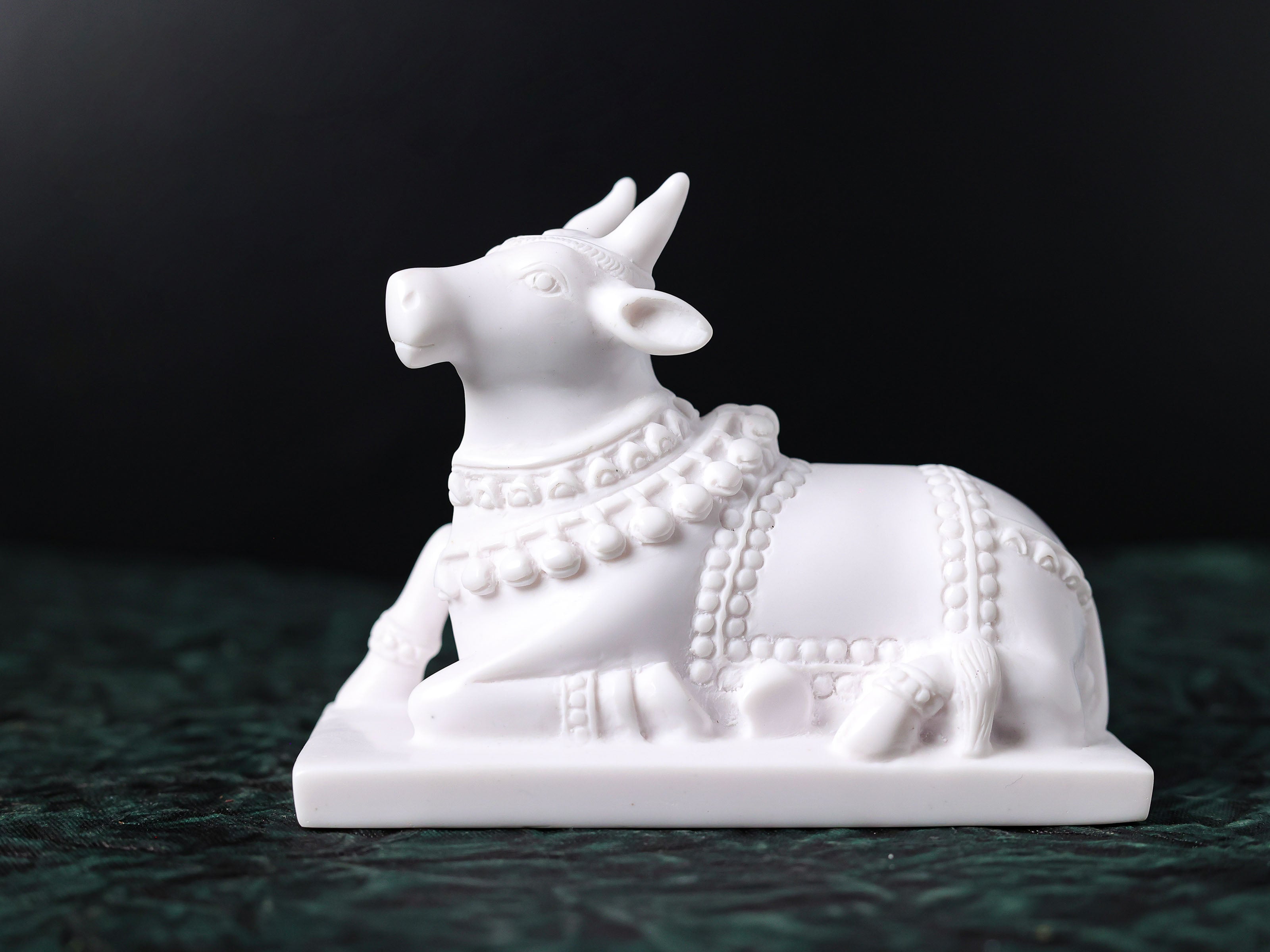 Nandi Statue Marble Dust FIGUIRNE
