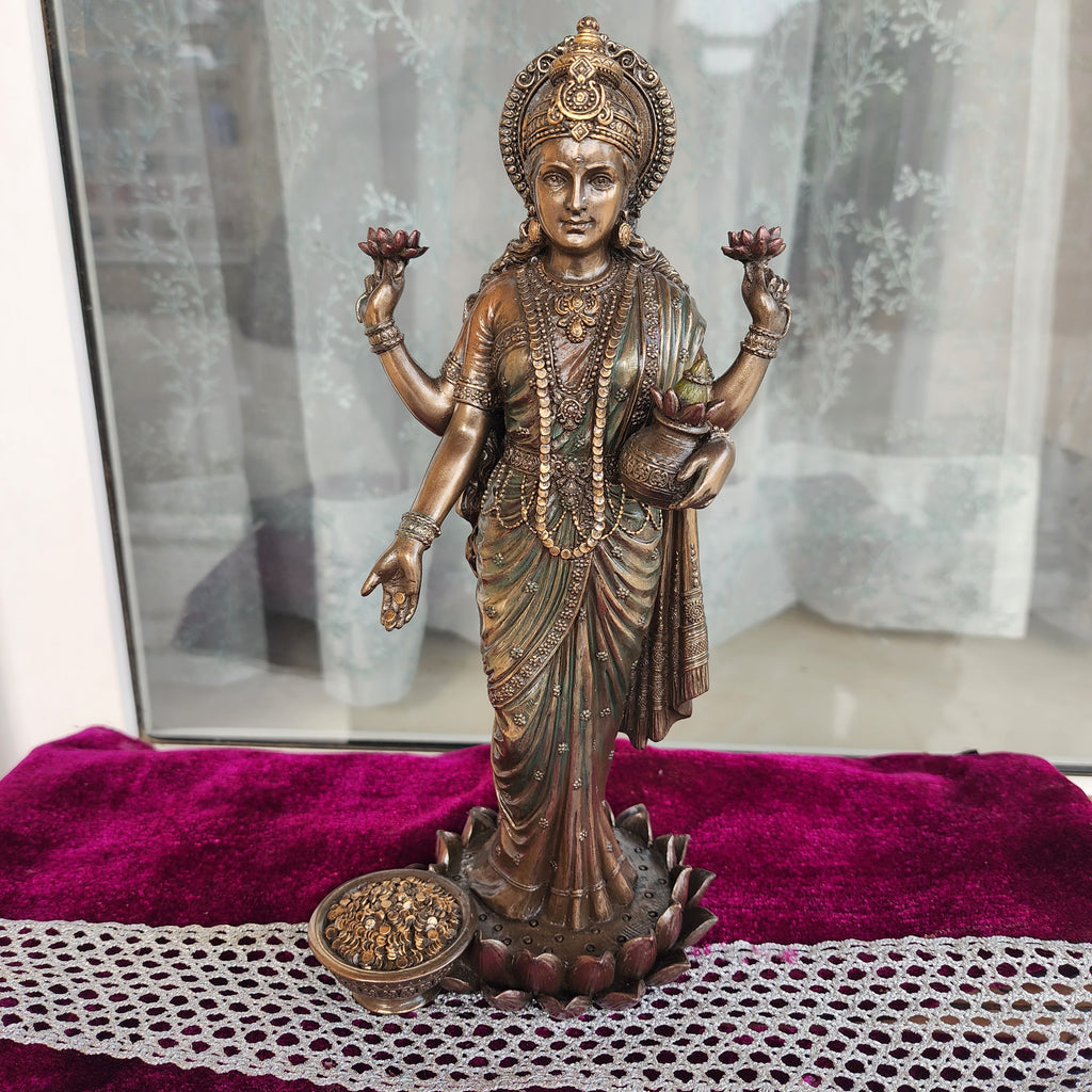 10 inch red finished laxmi maa statue (0.85 kg )