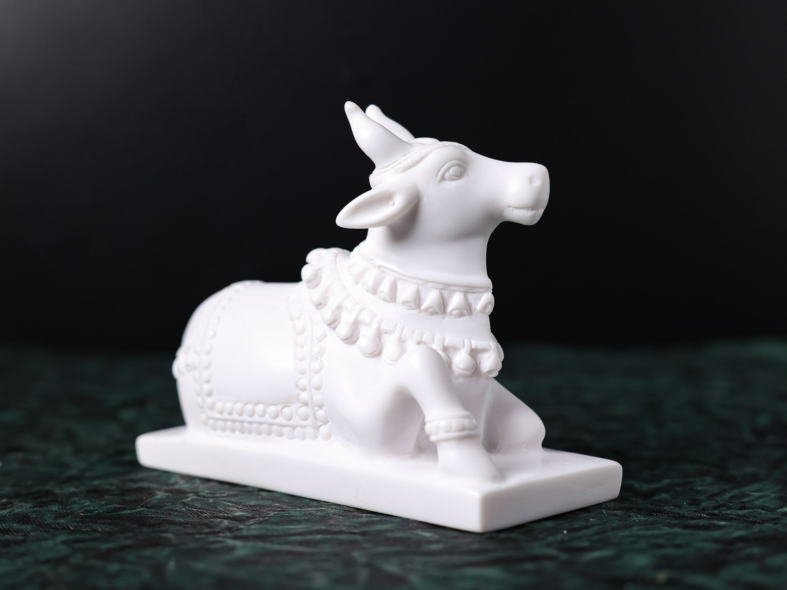 Nandi Statue Marble Dust FIGUIRNE