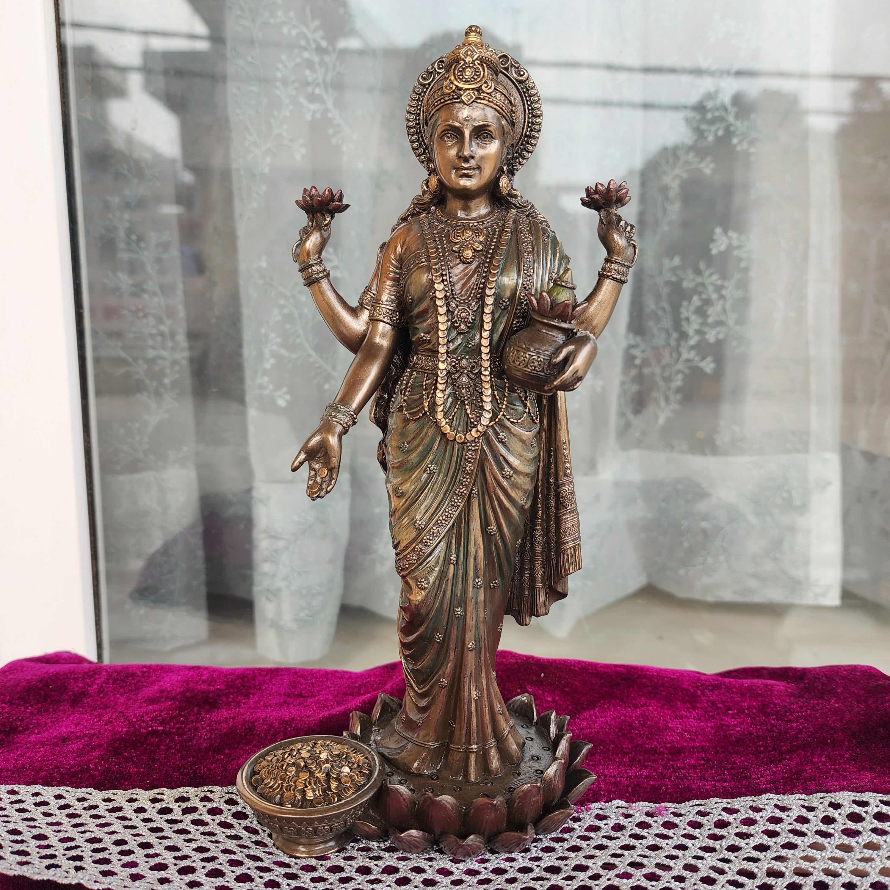 10 inch red finished laxmi maa statue (0.85 kg )