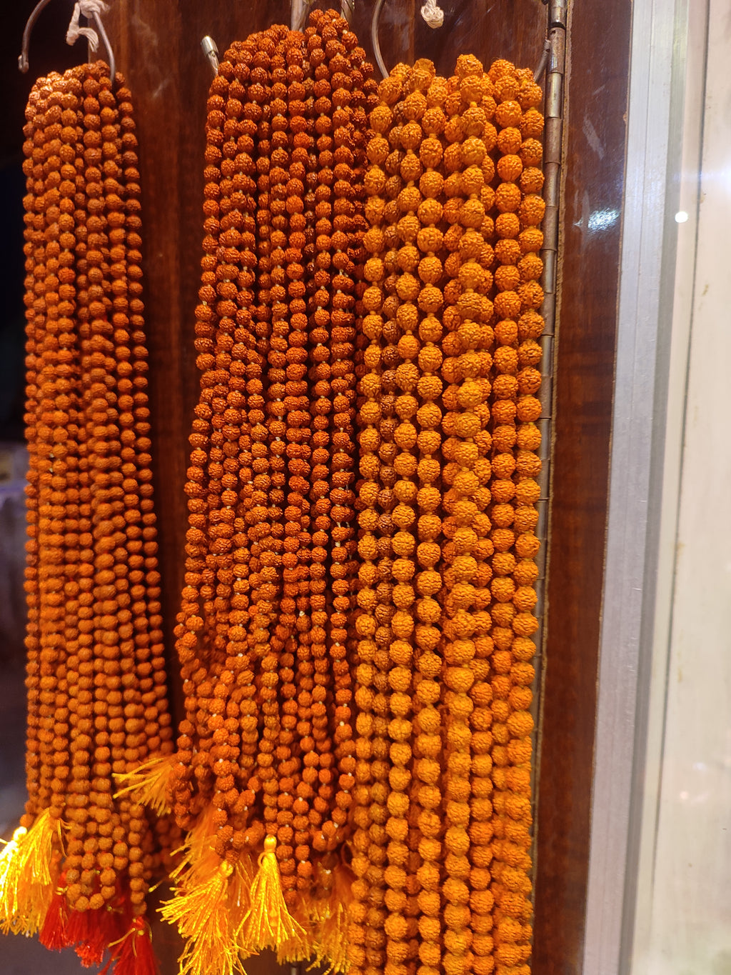 Men's and Women's 5 Mukhi/Faced 108+1 Beads Rudraksha Jaap Mala, Natural for Positive Effect (Brown, 6 mm)